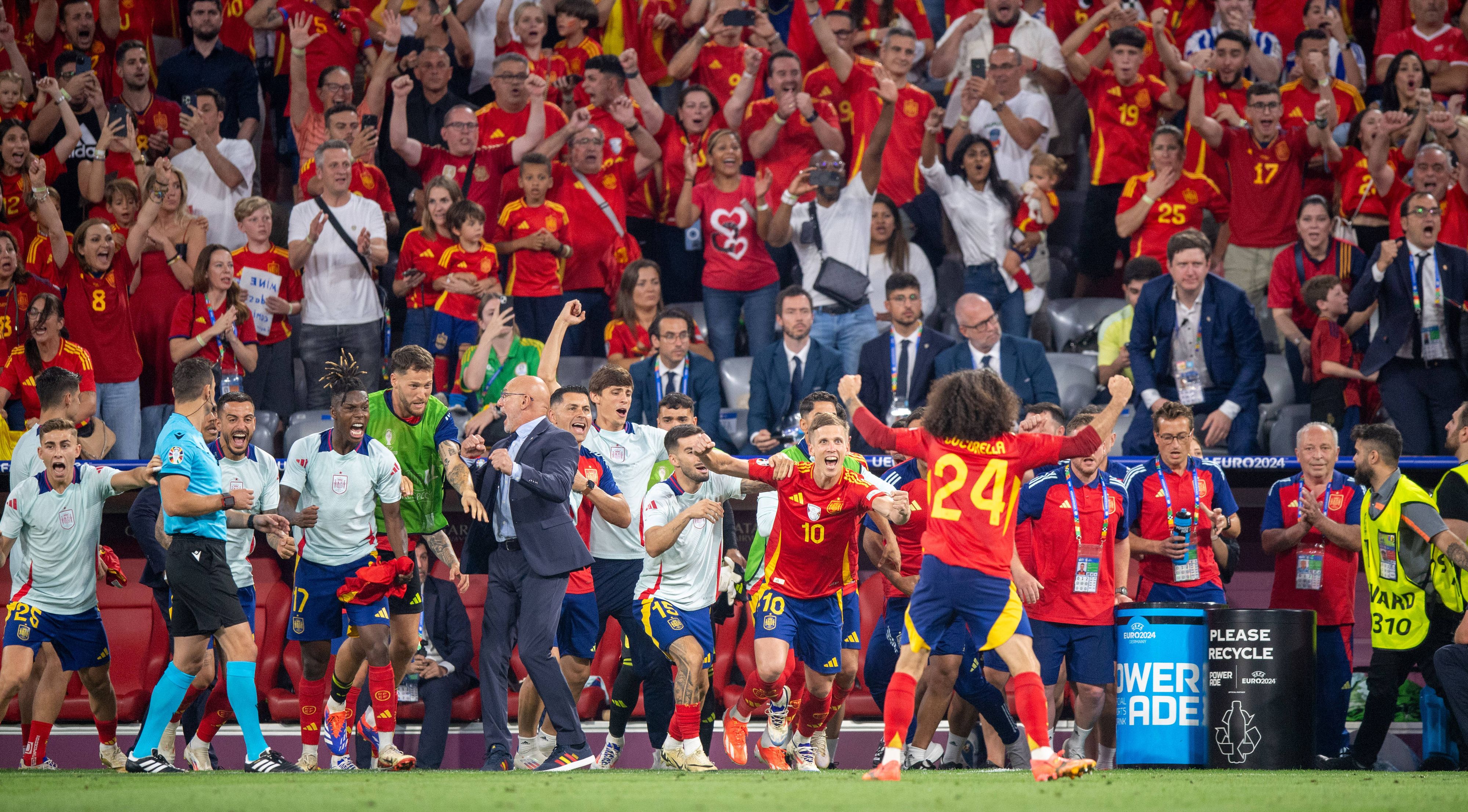 Heute.at - Spanien-Coach hielt sein Wort: Jetzt sind wir hier