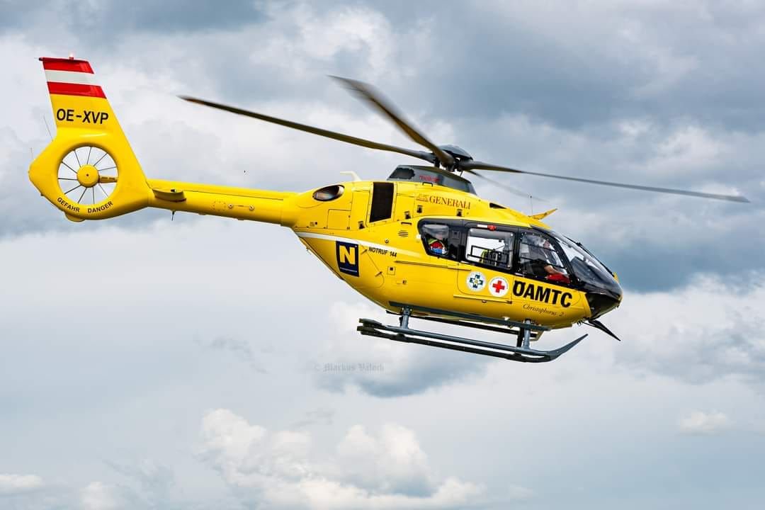 Der Rettungshubschrauber musste ausrücken. Der Notarzt konnte allerdings nur noch den Tod der Frau feststellen. Archivbild.