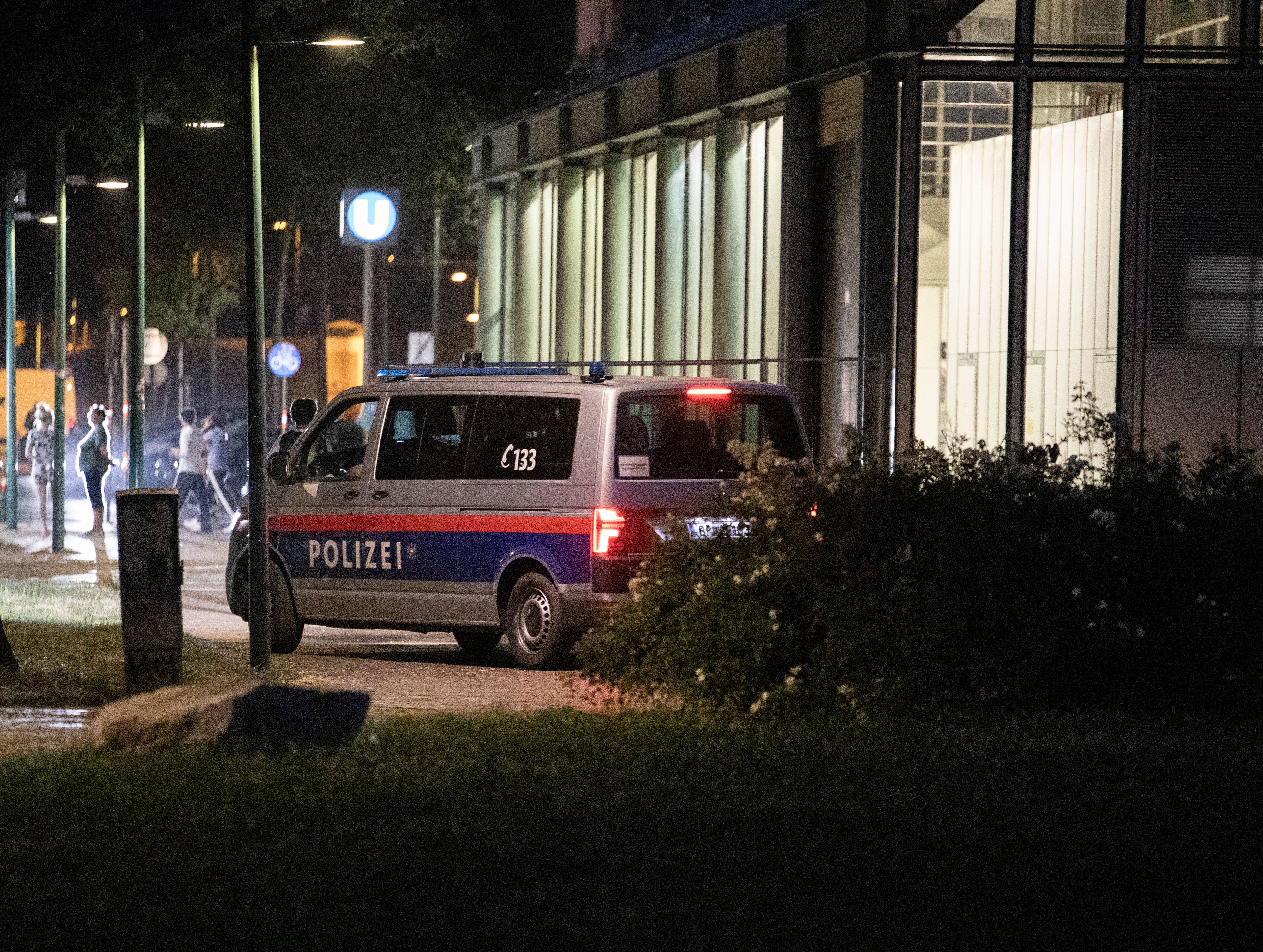 Die Polizei leitete umgehend Fahndungsmaßnahmen ein. (Symbolbild)