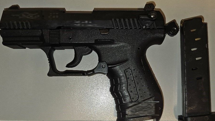 Mit dieser Waffe soll der 19-Jährige seinen Kontrahenten bedroht haben. 