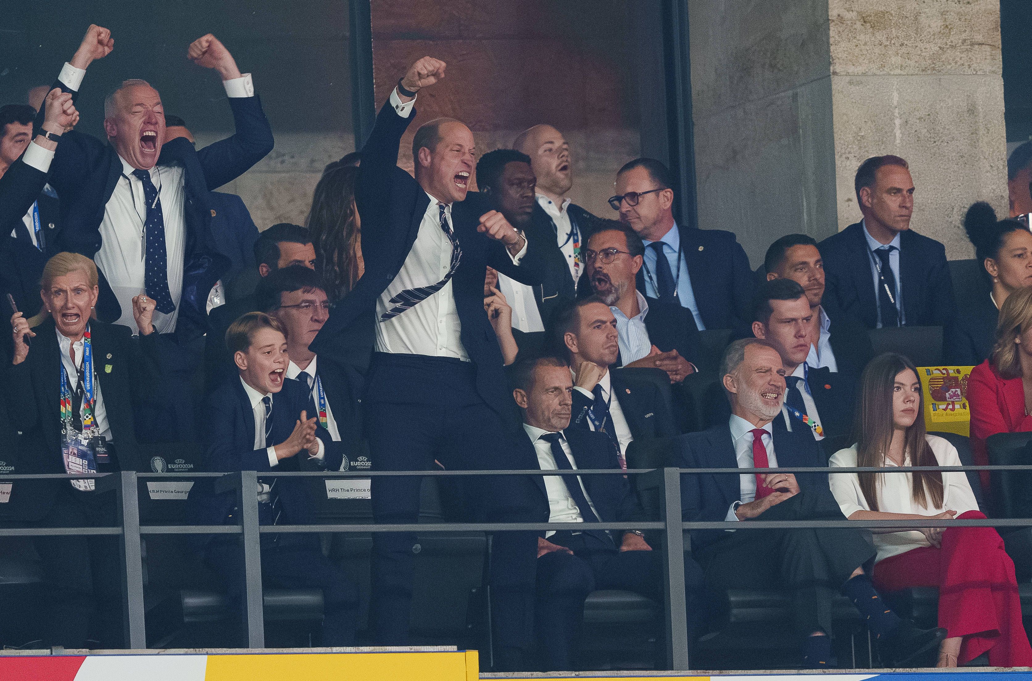 Prinz William und Sohn George jubelten über den Ausgleichstreffer von England im EM-Finale gegen Spanien.