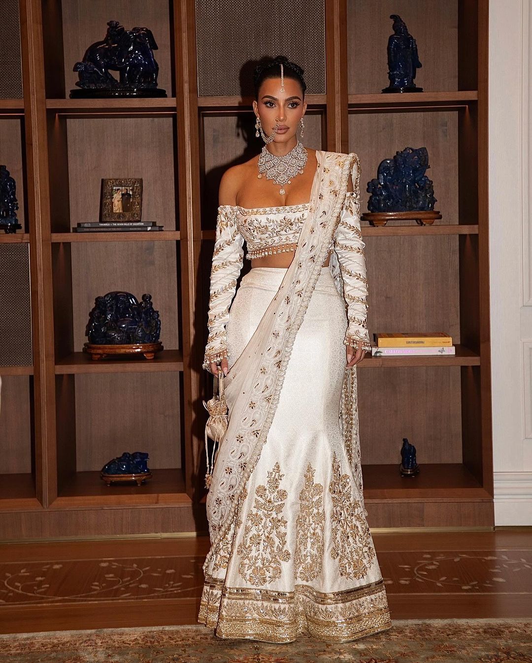 Mit ihren Looks für die Ambani-Hochzeit in Indien sorgte Kim Kardashian für Aufregung.