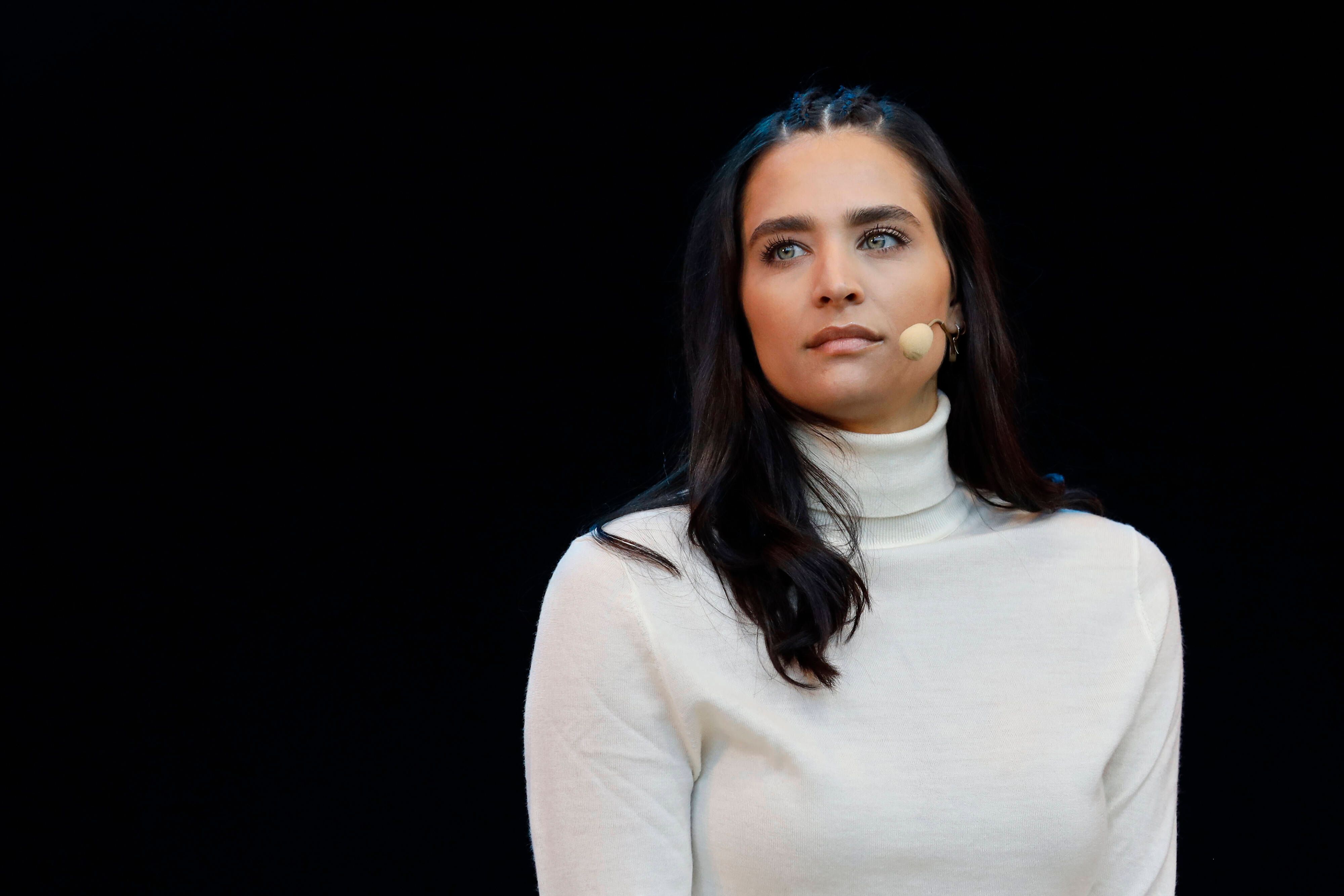 Amira Pocher hat viele Talente, aber beim Autofahren ist sie kürzlich an ihre Grenzen gestoßen.