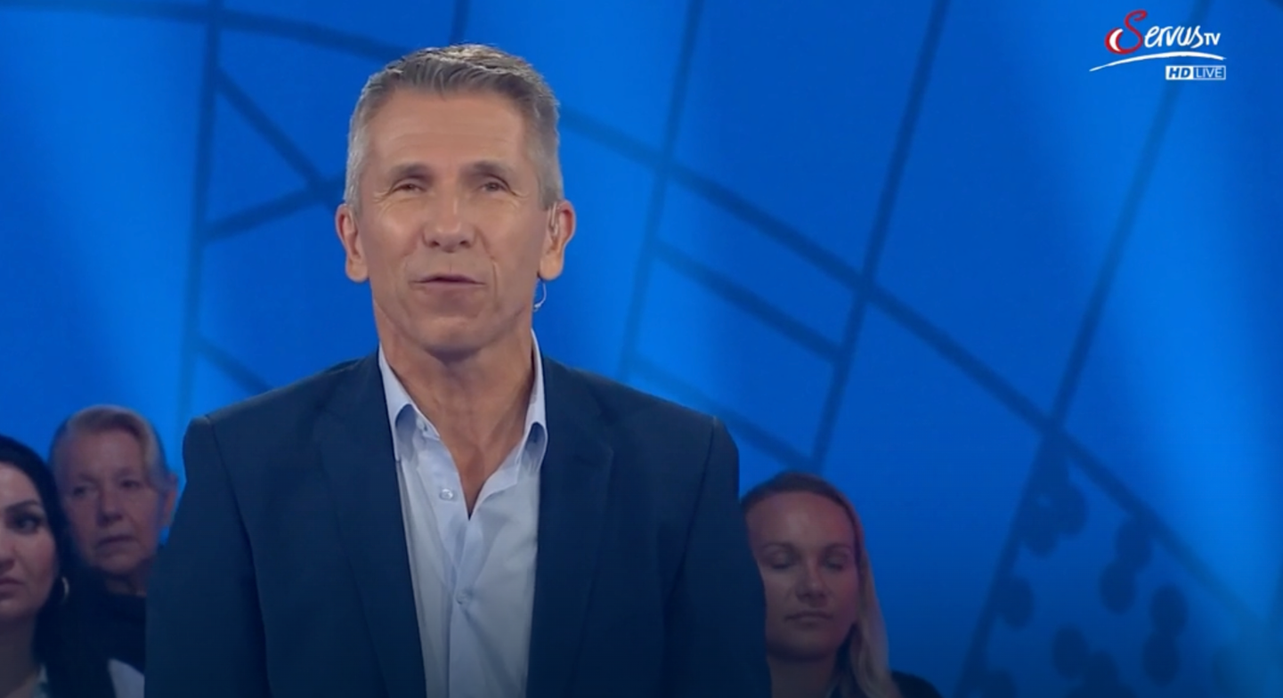 Christian Nehiba hört als Fußball-Moderator auf. 