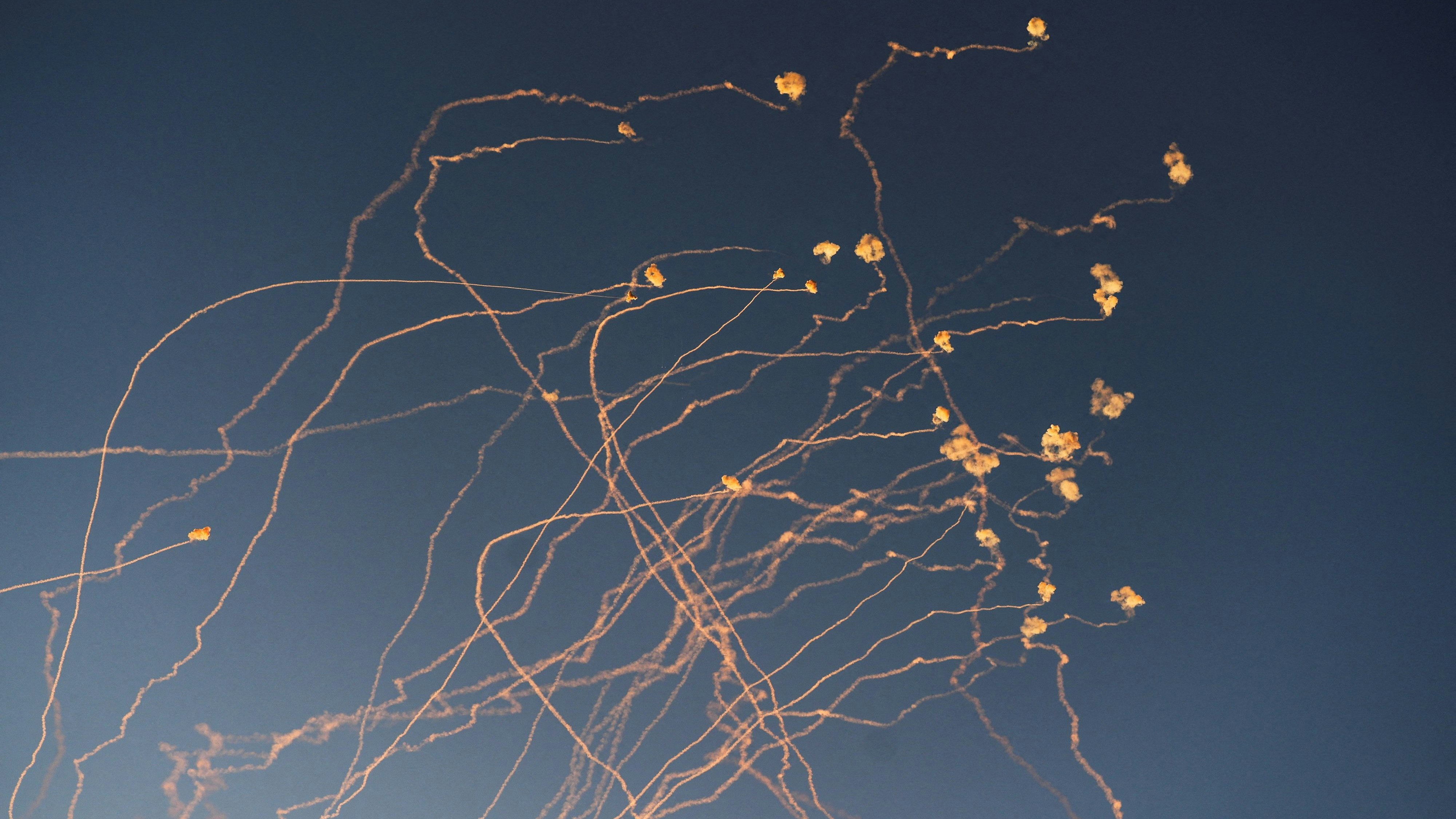 Heute.at - Zahlreiche Raketen! Erneut Hisbollah-Angriff auf Israel