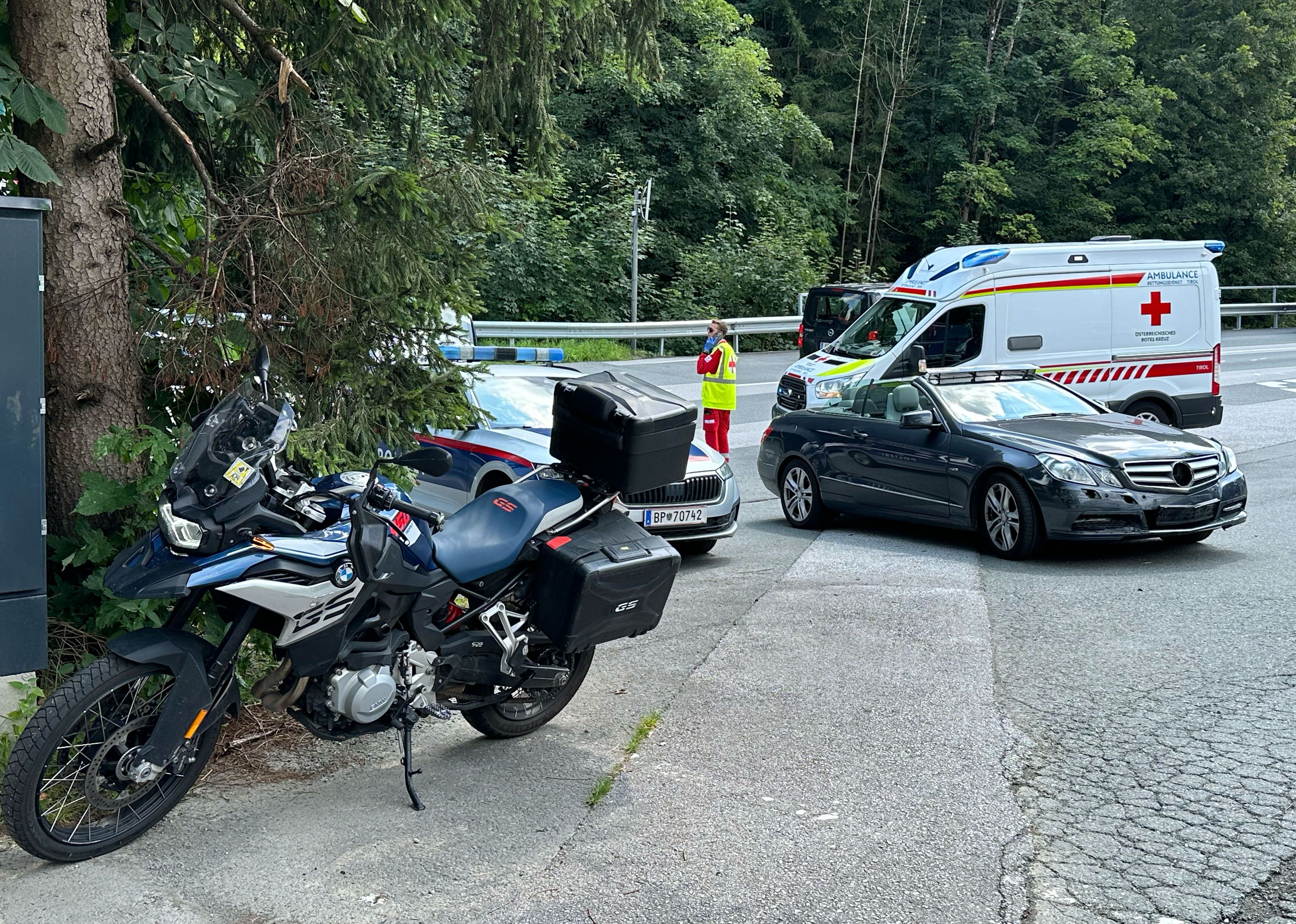 Das Ehepaar wurde bei dem Unfall verletzt.