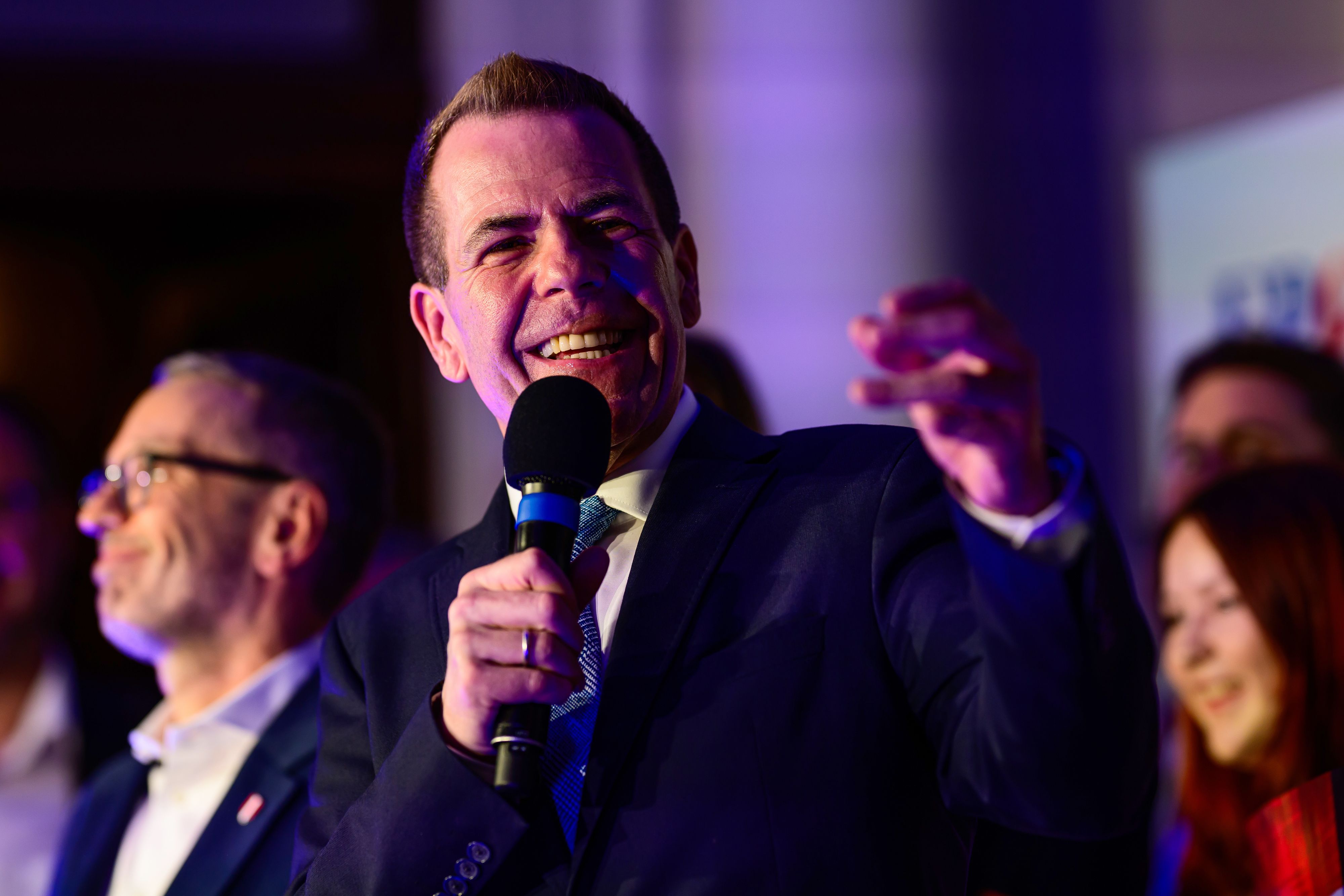 Vilimskys Aussagen lassen die Wogen hoch gehen.