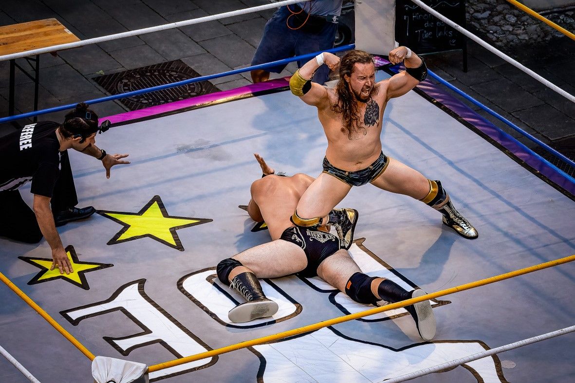 Heute.at - Body Slam! Im Schloss wartet packende Wrestling-Action