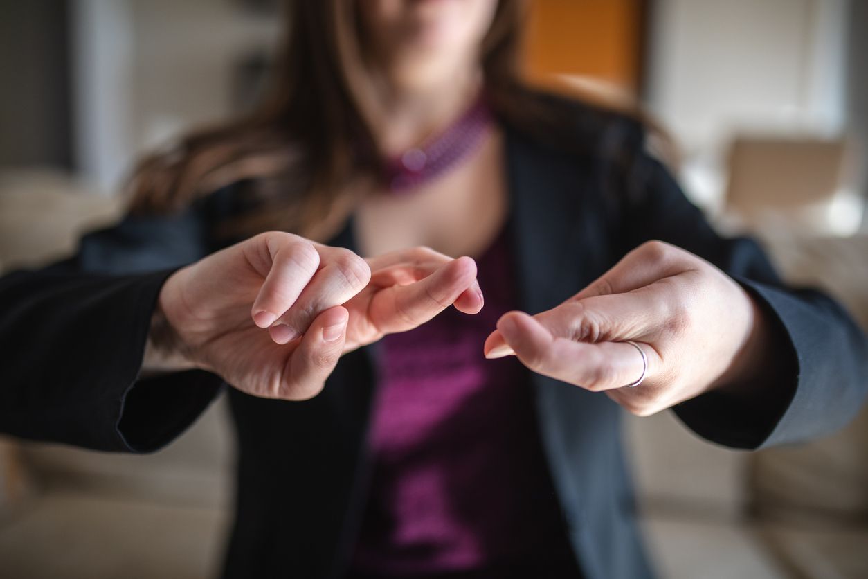 Gebärdensprachen weltweit nicht einheitlich, sondern unterscheiden sich je nach Nationalität.