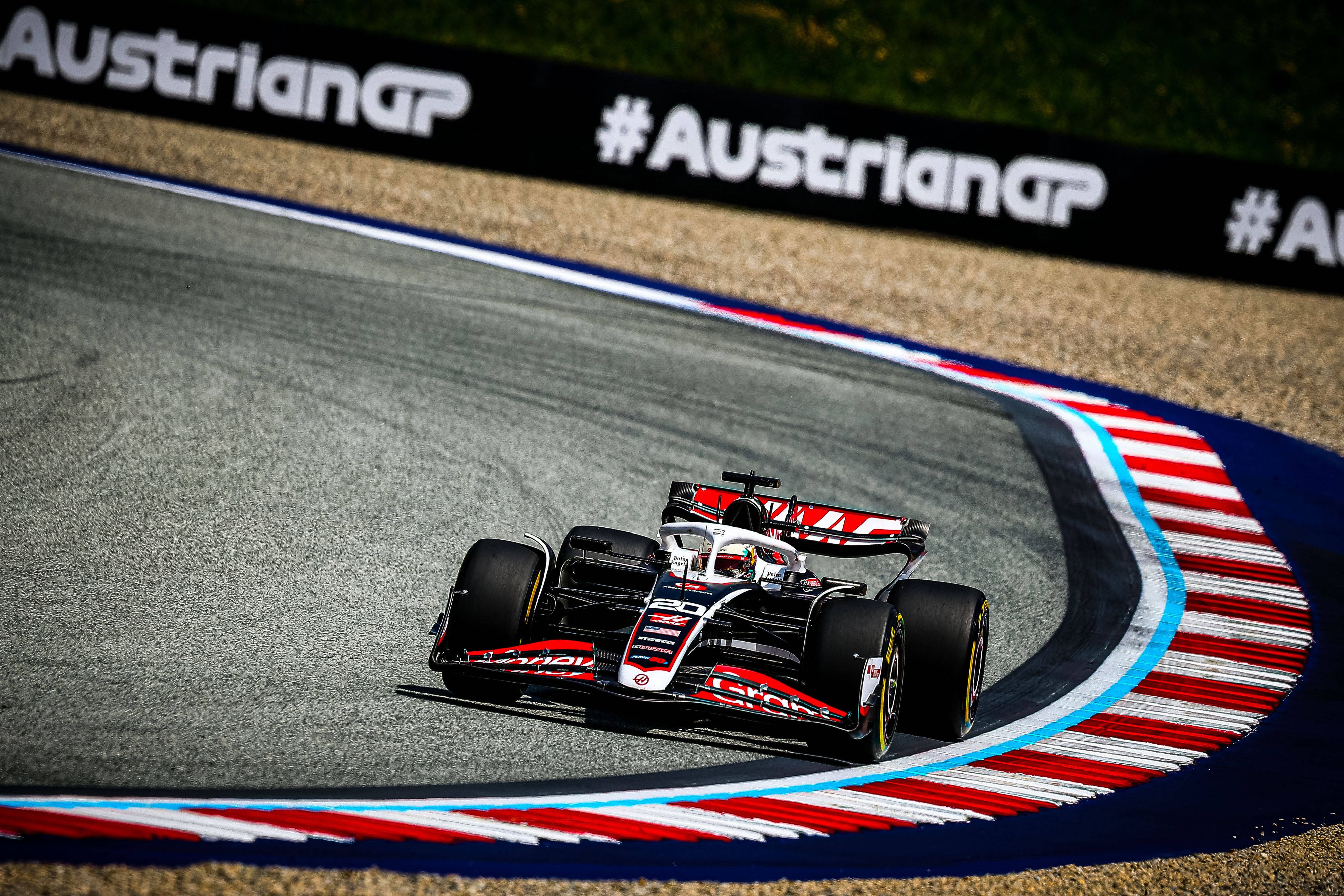 Haas-Mann Kevin Magnussen. 