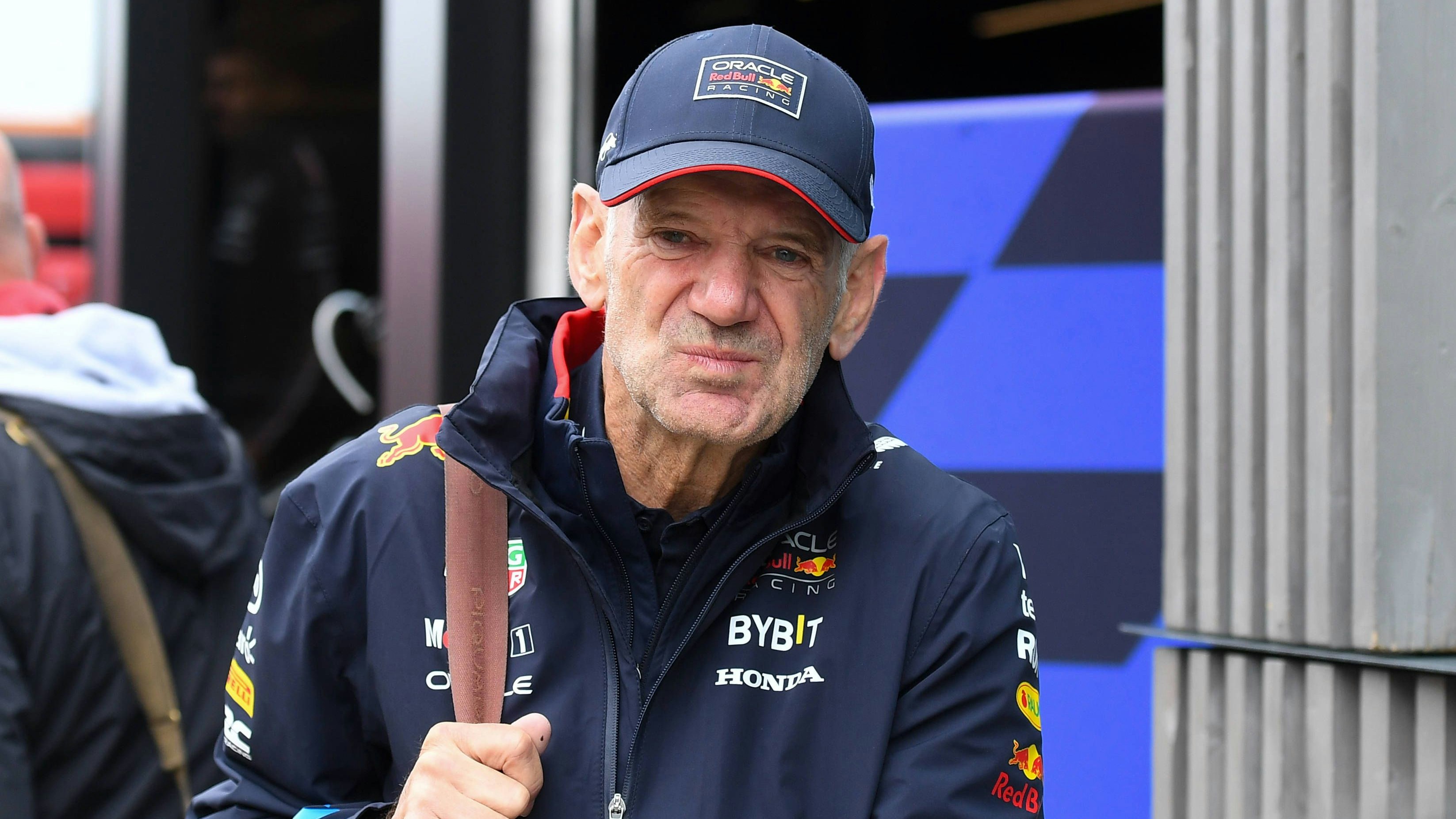 Red-Bull-Superhirn Adrian Newey wird nicht zu Ferrari wechseln. 