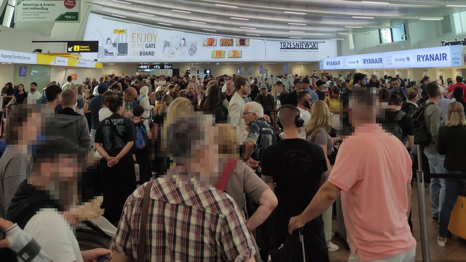 Riesen-Stau am frühen Freitag am Wiener Airport!