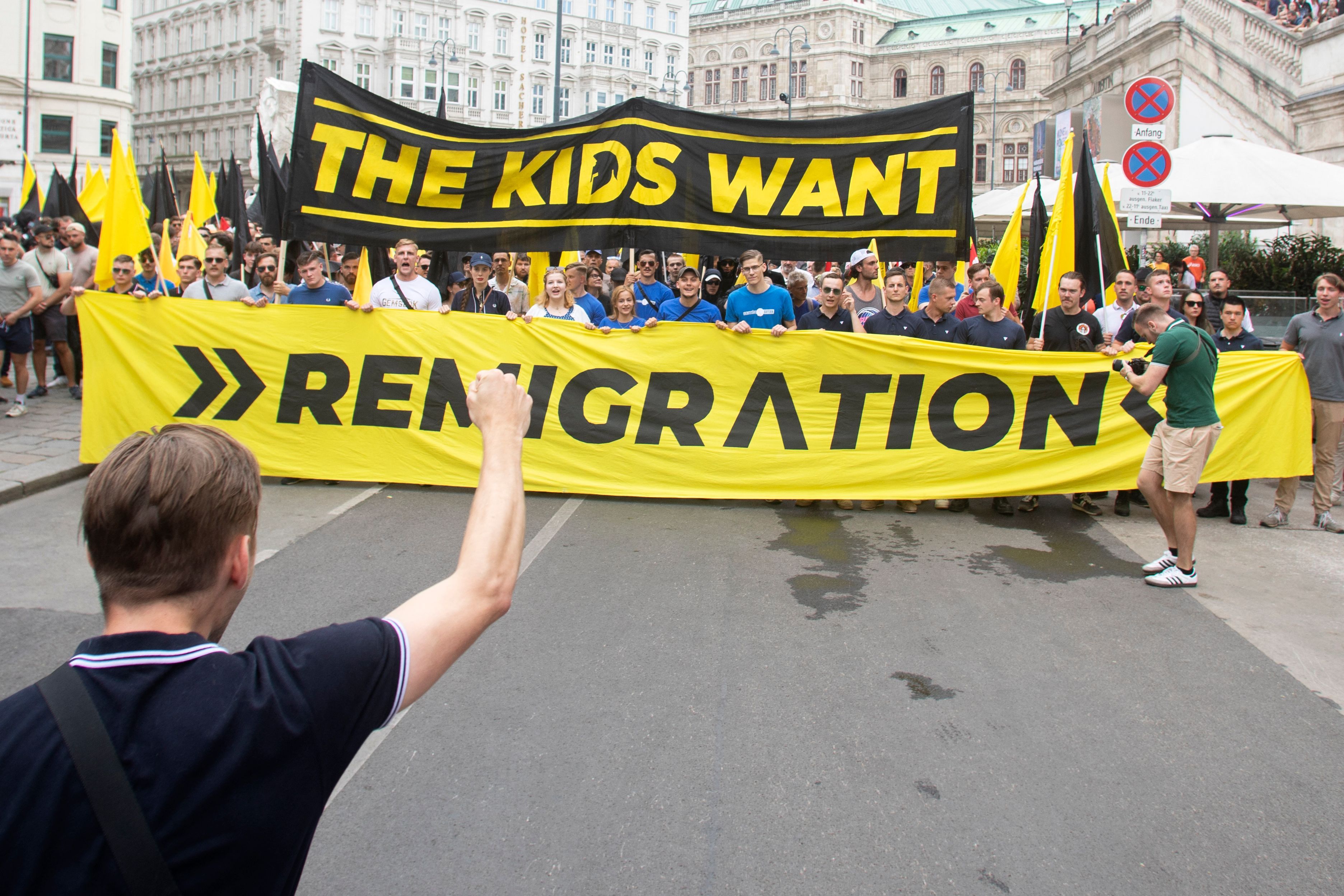 Die Grünen kritisierten die Demonstration der Identitären Bewegung Österreich scharf.