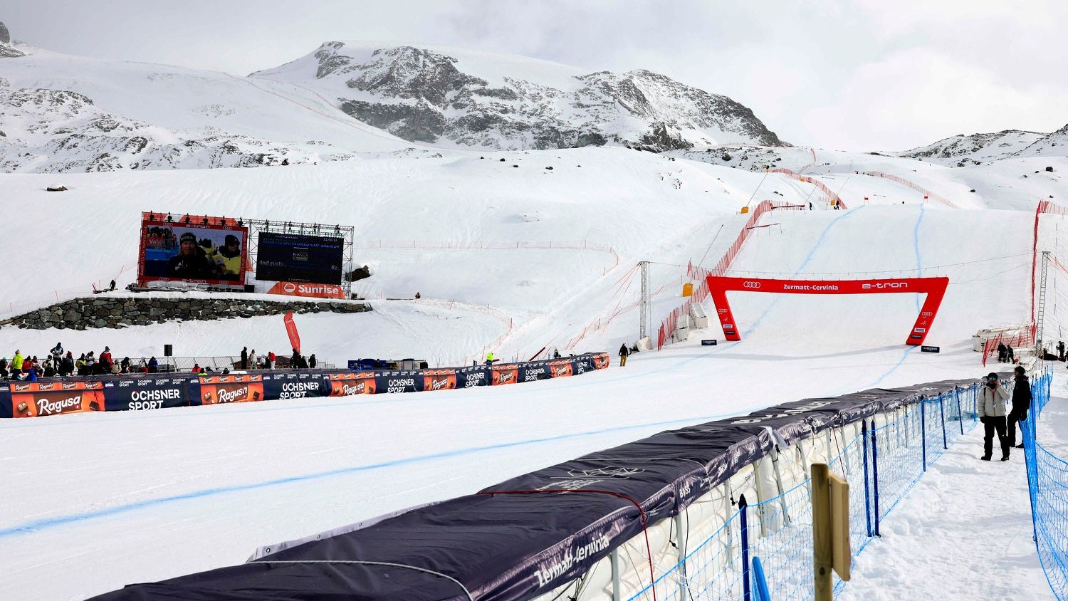 Ärger um ein Training des kroatischen Ski-Teams auf dem Gletscher von Zermatt. 