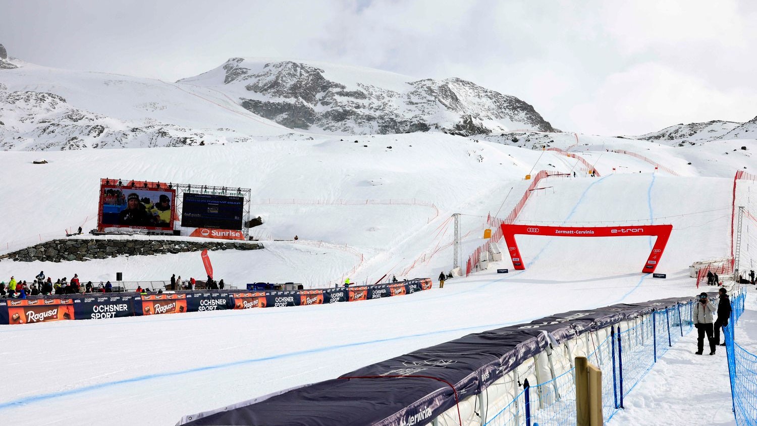 Ärger um ein Training des kroatischen Ski-Teams auf dem Gletscher von Zermatt. 