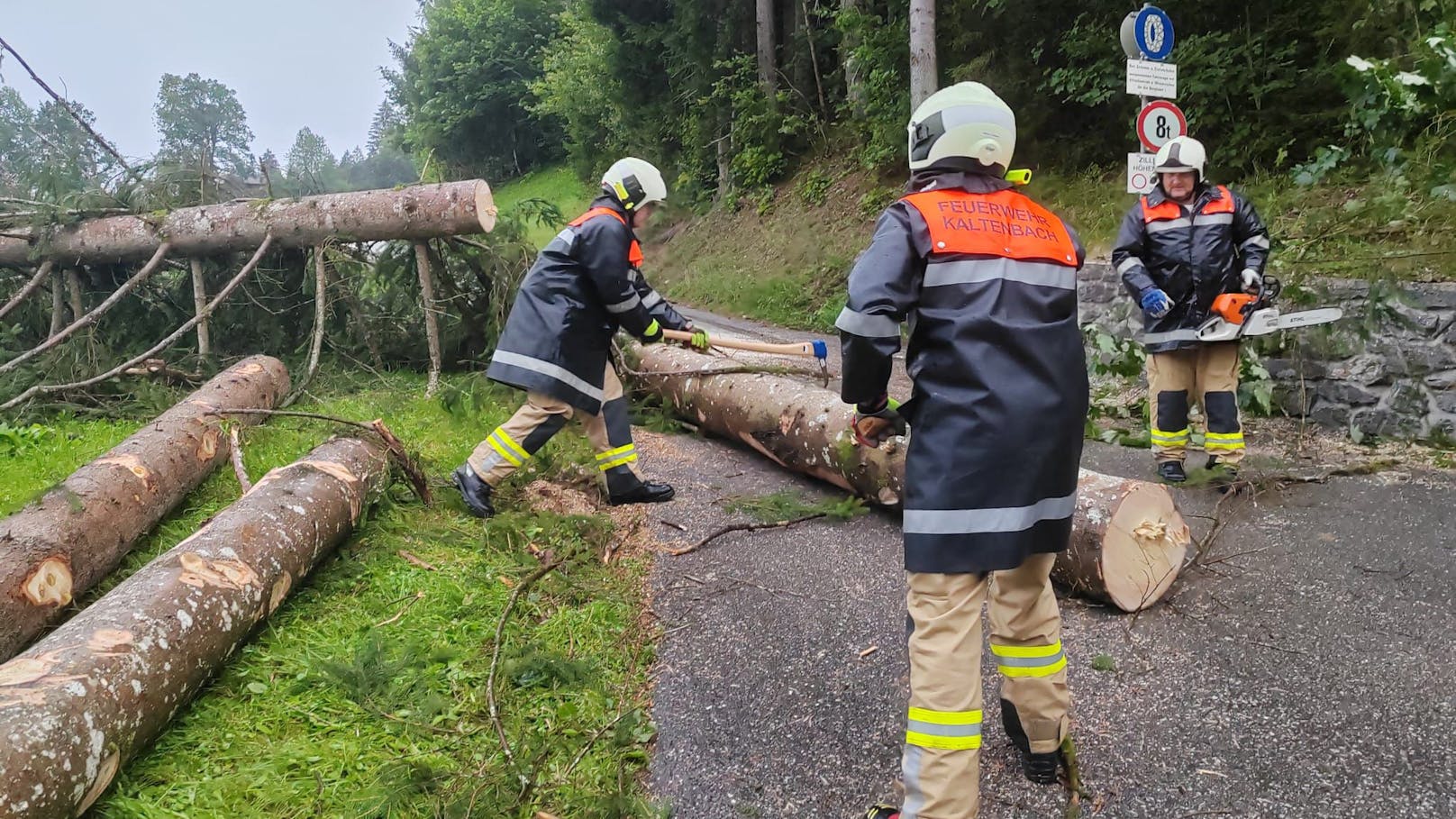 Aufgrund eines Unwetters kam es am Sonntag (21.07.2024) zu zahlreichen Einsätzen im Zillertal. 