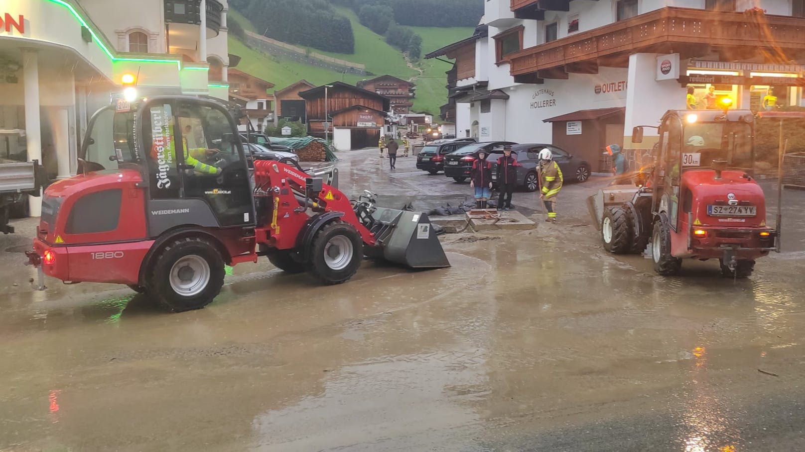 Aufgrund eines Unwetters kam es am Sonntag (21.07.2024) zu zahlreichen Einsätzen im Zillertal. 