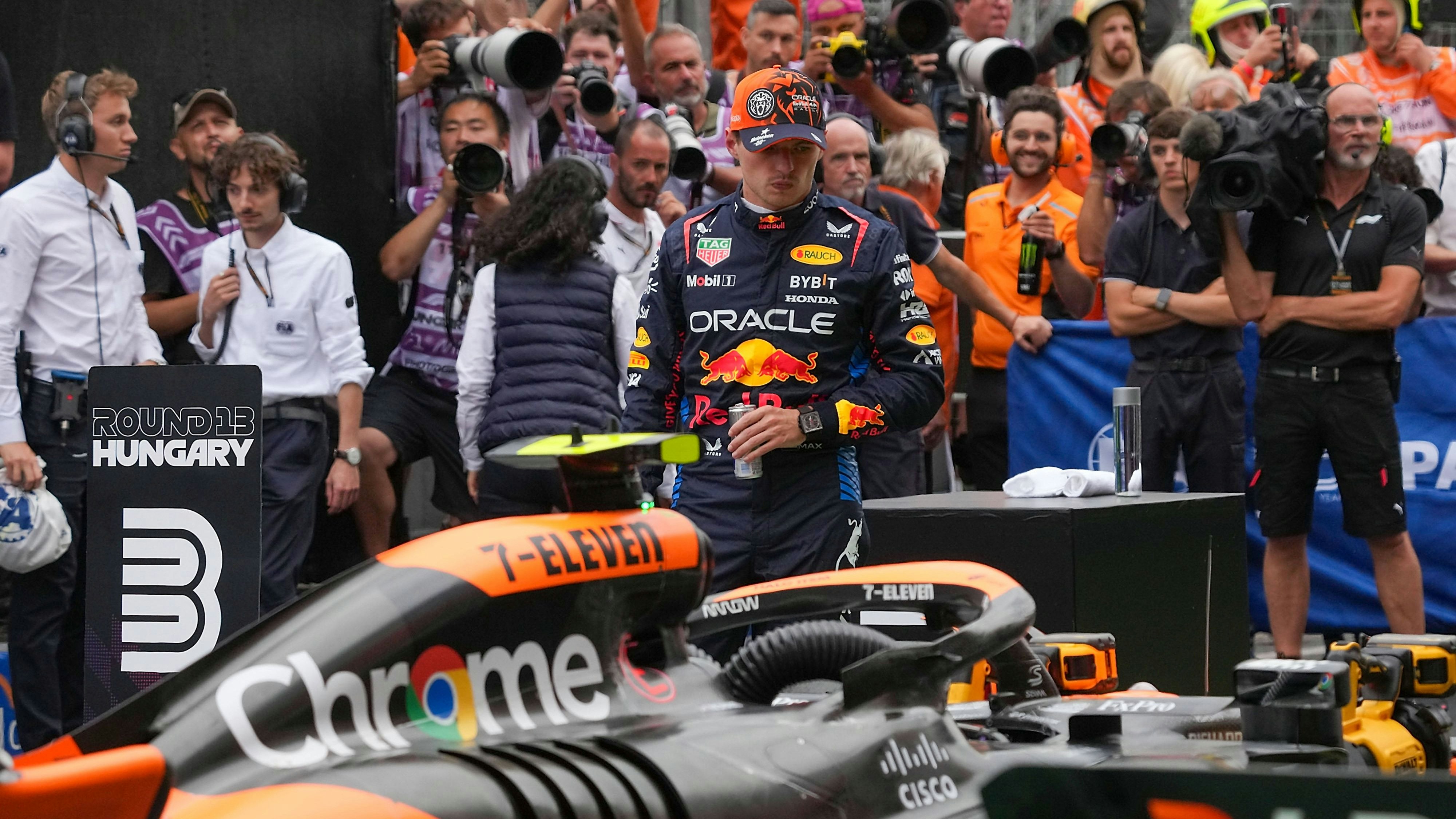 Im Qualifying von Ungarn musste sich Max Verstappen hinter den beiden McLarens anstellen.