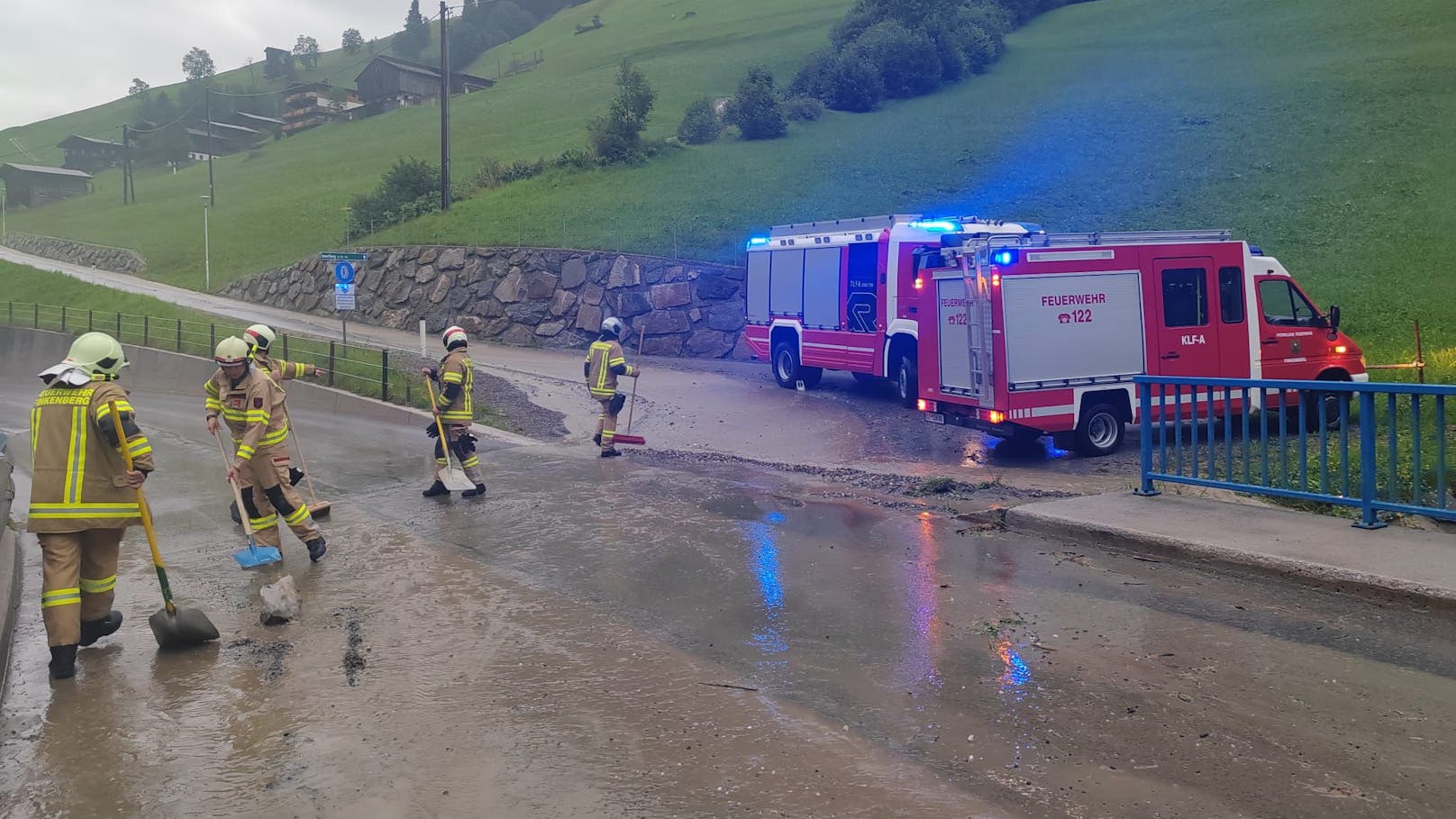 Aufgrund eines Unwetters kam es am Sonntag (21.07.2024) zu zahlreichen Einsätzen im Zillertal. 