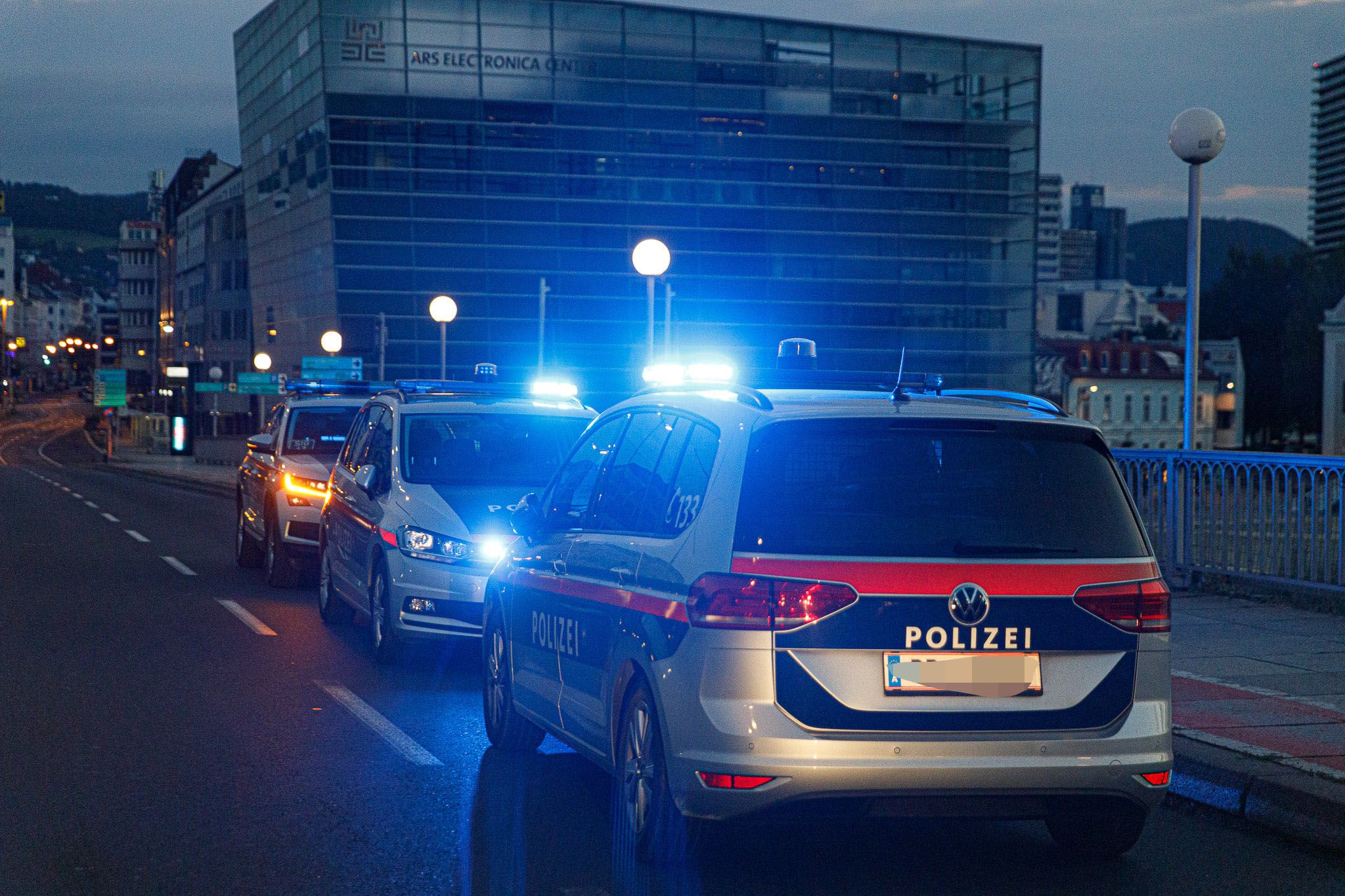 In Wien-Floridsdorf wurden bei einer Schwerpunktaktion drei junge Männer festgenommen. (Symbolfoto)