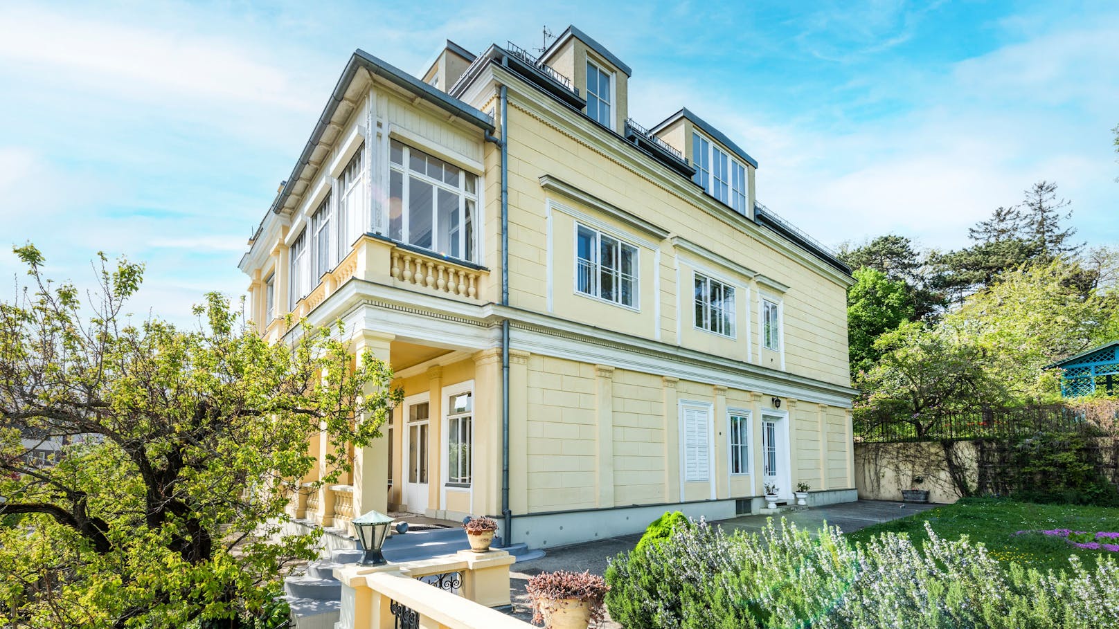 Für 7,9 Mio. Euro – Villa Bellevue steht zum Verkauf