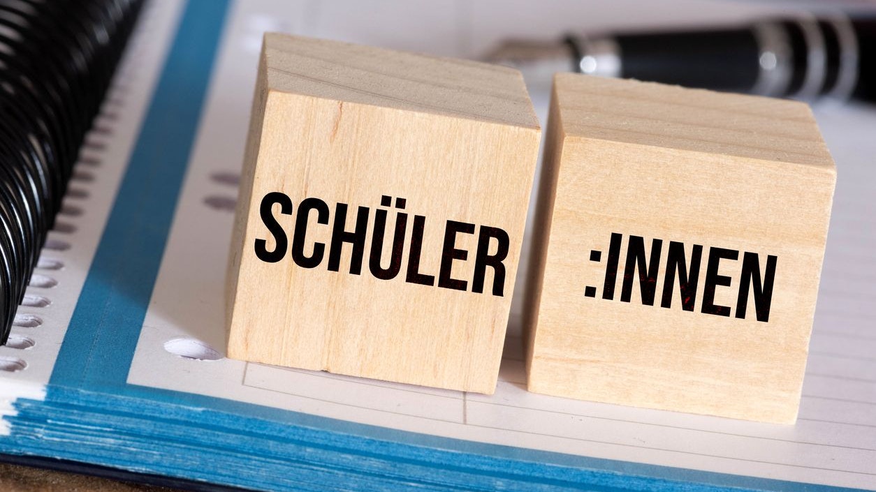 Anwendung der Gendersprache in einer Schule