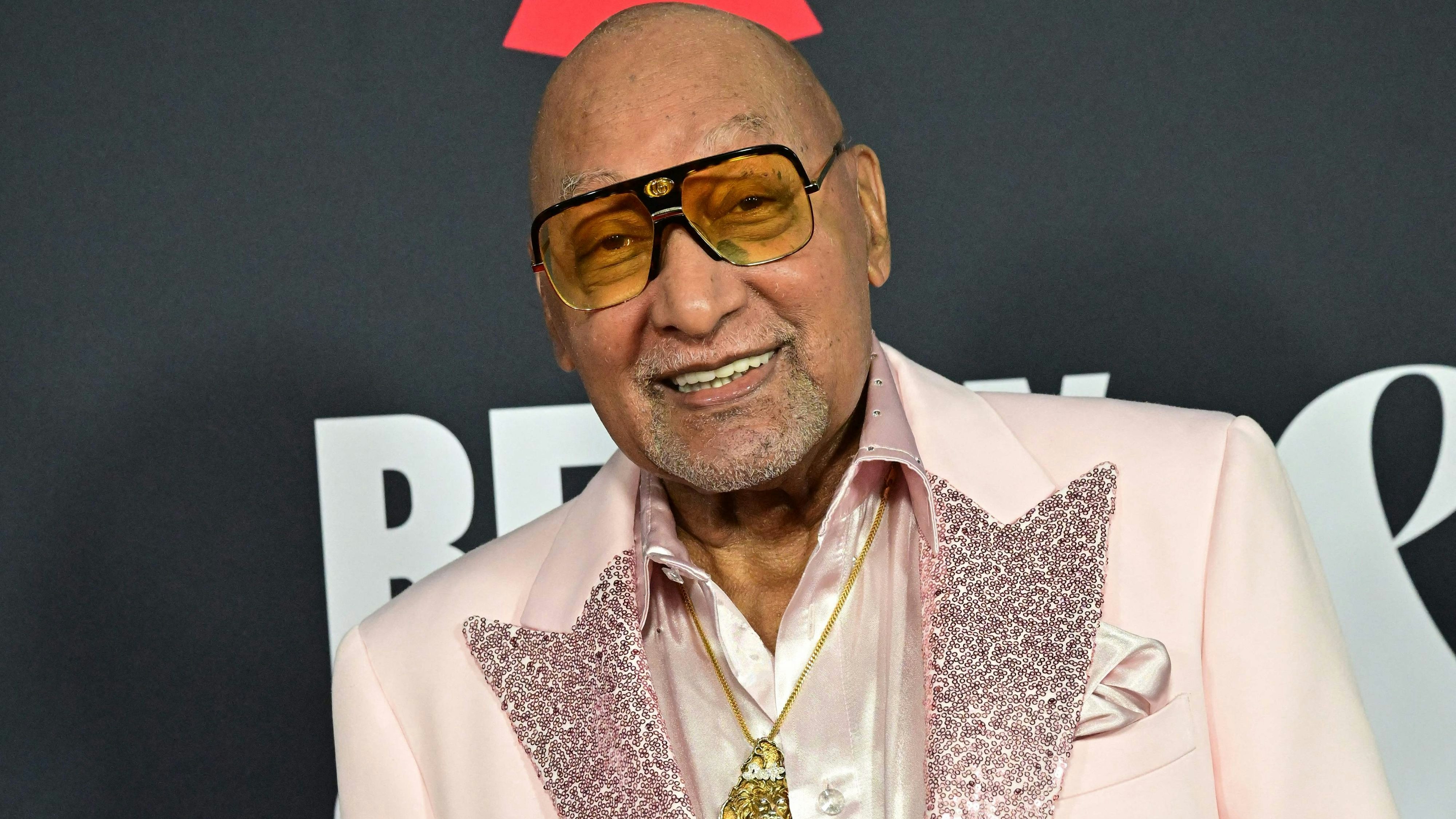 Download von www.picturedesk.com am 23.07.2024 (09:26).  Singer Duke Fakir, founding member of The Four Tops, attends the 2023 MusiCares Persons of the Year gala honoring Berry Gordy and Smokey Robinson at the LA Convention Center in Los Angeles, February 3, 2023. (Photo by FREDERIC J. BROWN / AFP) - 20230203_PD11239 - Rechteinfo: Rights Managed (RM) Nur für redaktionelle Nutzung! Werbliche Nutzung erfordert Freigabe: bitte schicken Sie uns eine Anfrage.