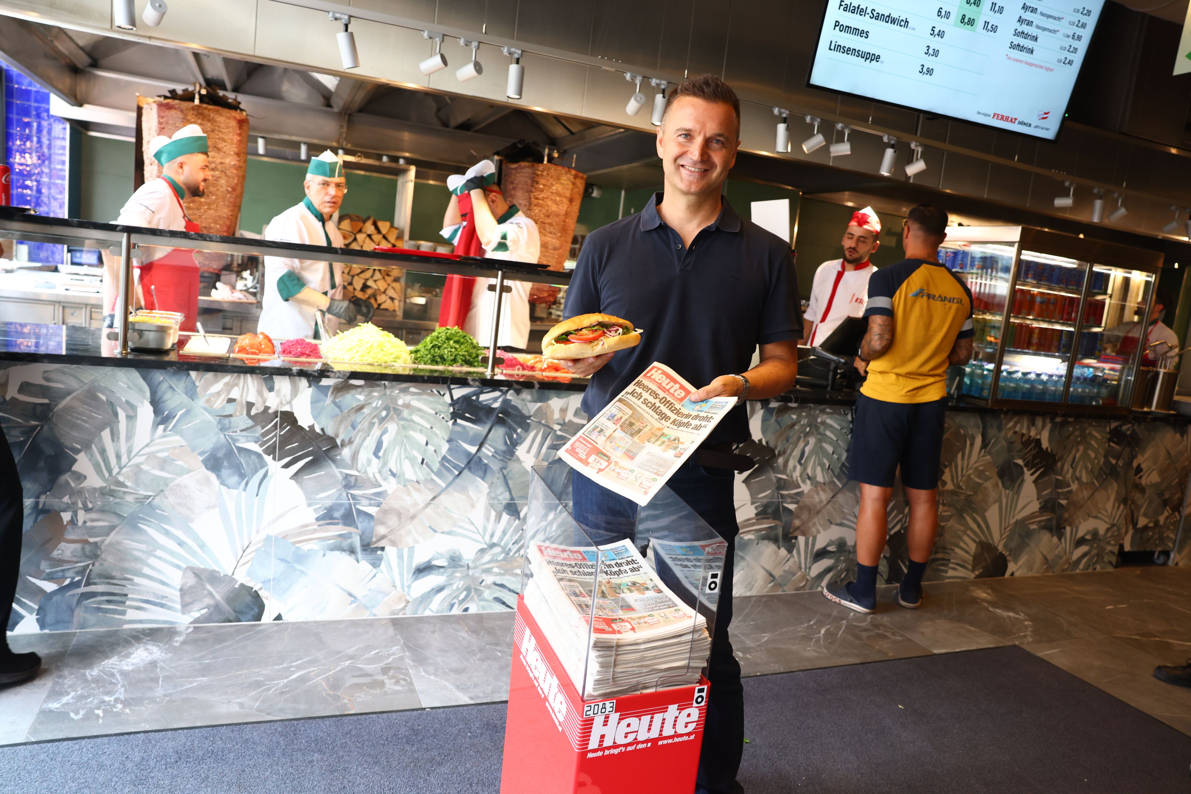 Unternehmer Ferhat Yildirim betreibt zwei Lokale in Favoriten.