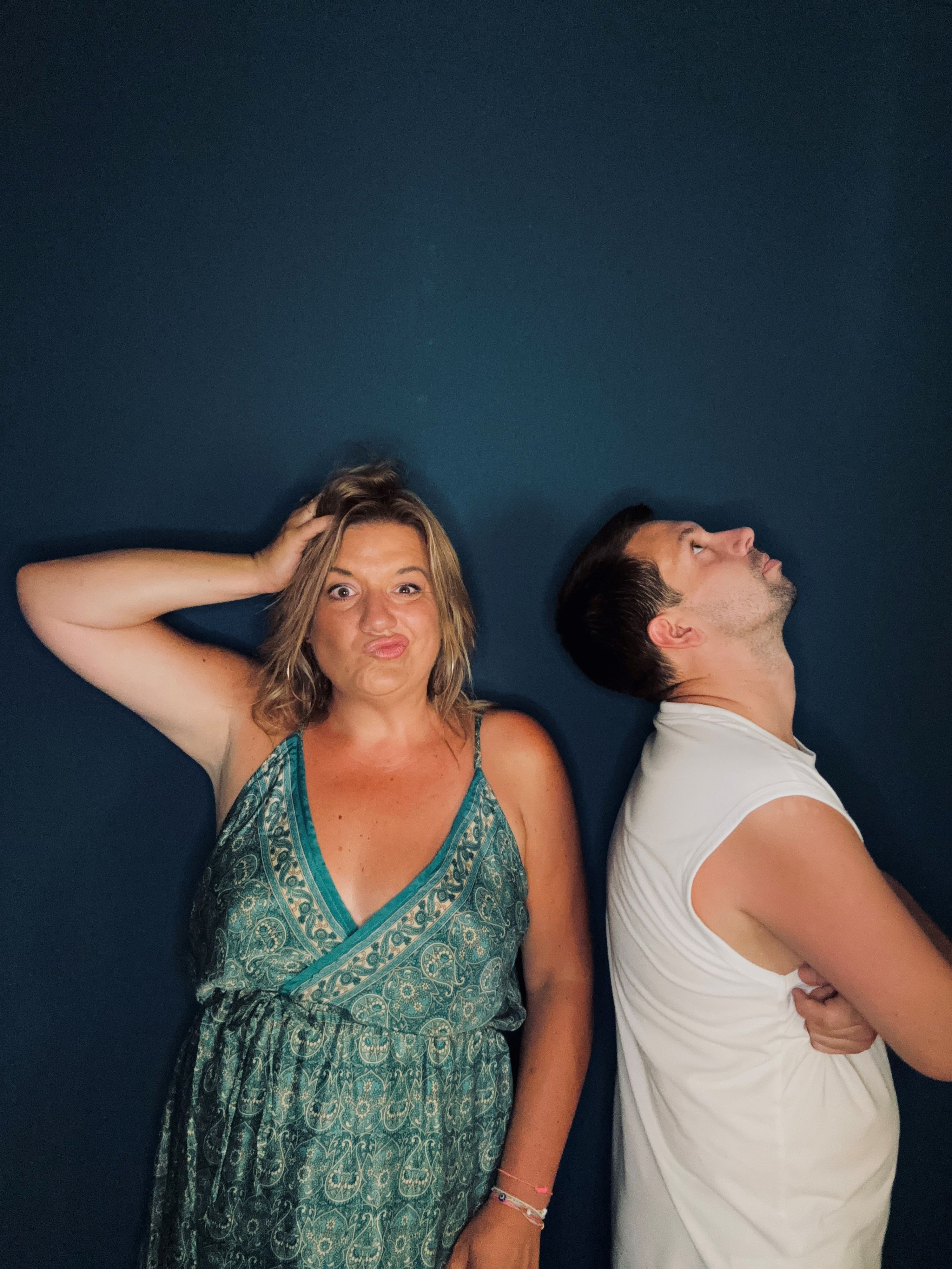 Verena Schneider und Valentin Galic unterhalten mit ihrem Podcast 