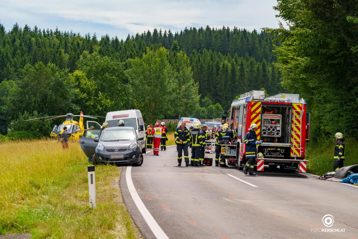 Die Kinder wurden unbestimmten Grades verletzt. 