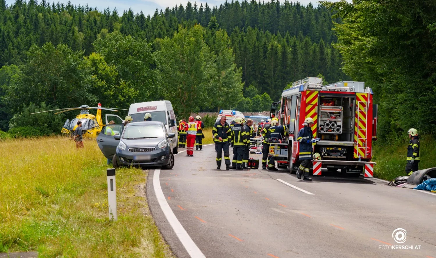Die Kinder wurden unbestimmten Grades verletzt. 