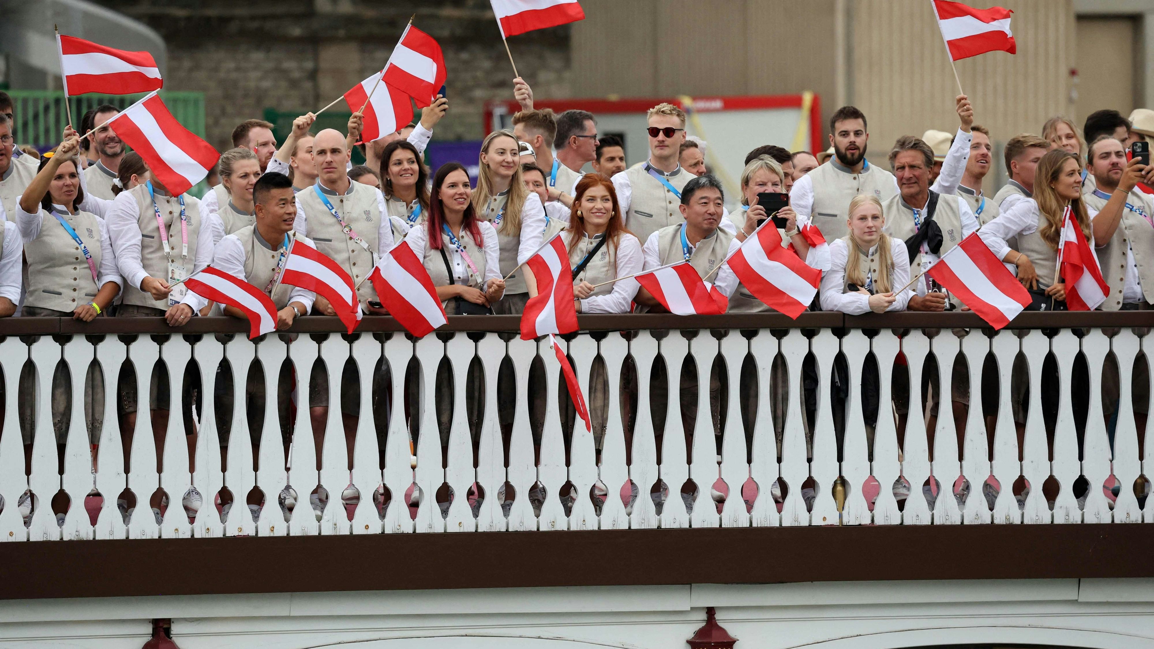 Als Österreichs Athleten aufkreuzten, hatte der Regen kurzzeitig ein Einsehen