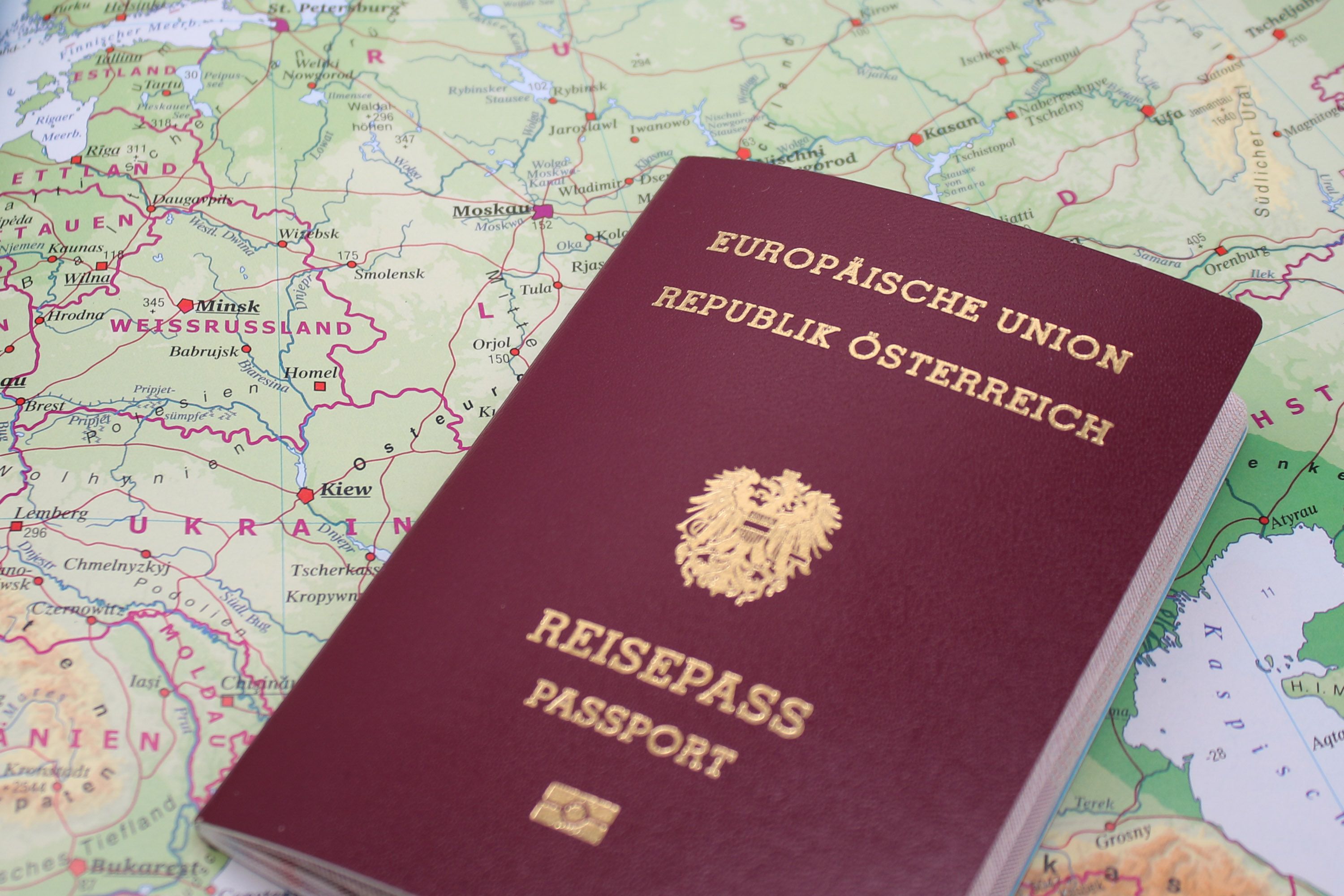 Der österreichische Reisepass ist gültig.