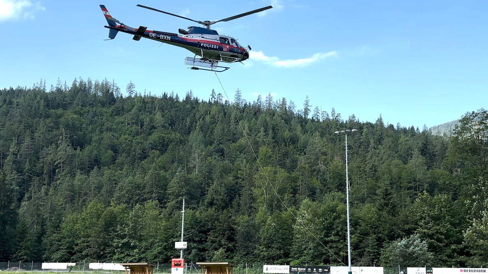 Tourist findet "Abkürzung" und stürzt 100 Meter in Tod