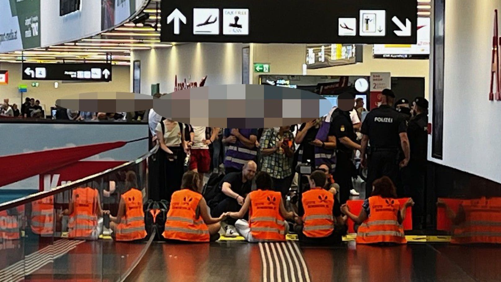 Hammer-Klage! Flughafen Wien zeigt Klima-Kleber an