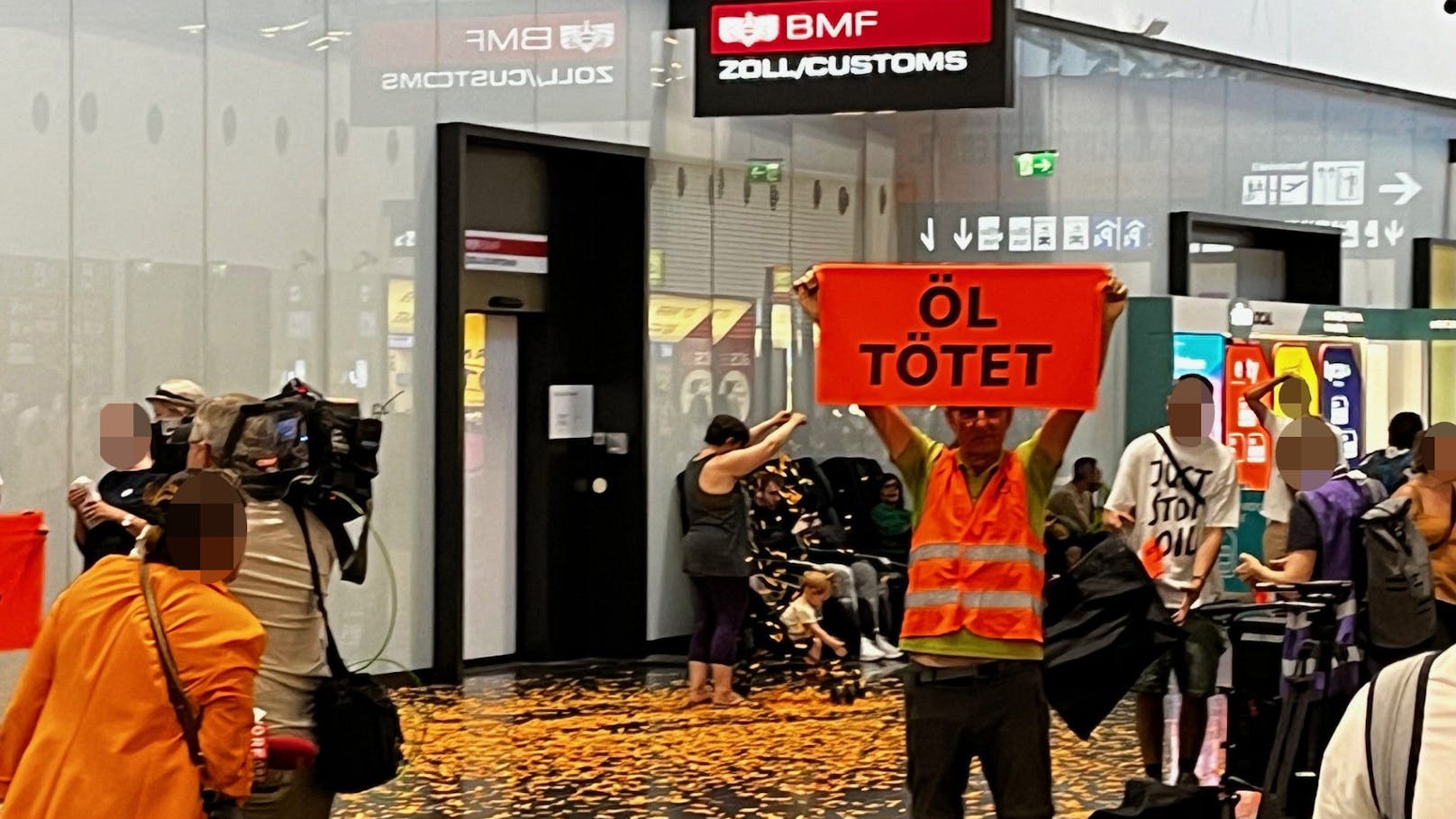 Eine große Protestwelle drohte die "Letzte Generation" erst Mitte der Woche an. Das Resultat am Samstag: Aktivisten, die Gedichte vorlesen.