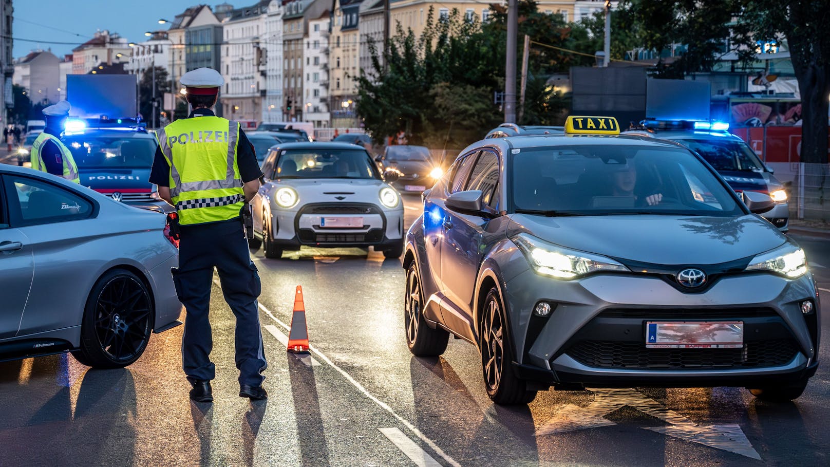 Mit 49 km/h auf E-Scooter! Polizei greift in Wien durch