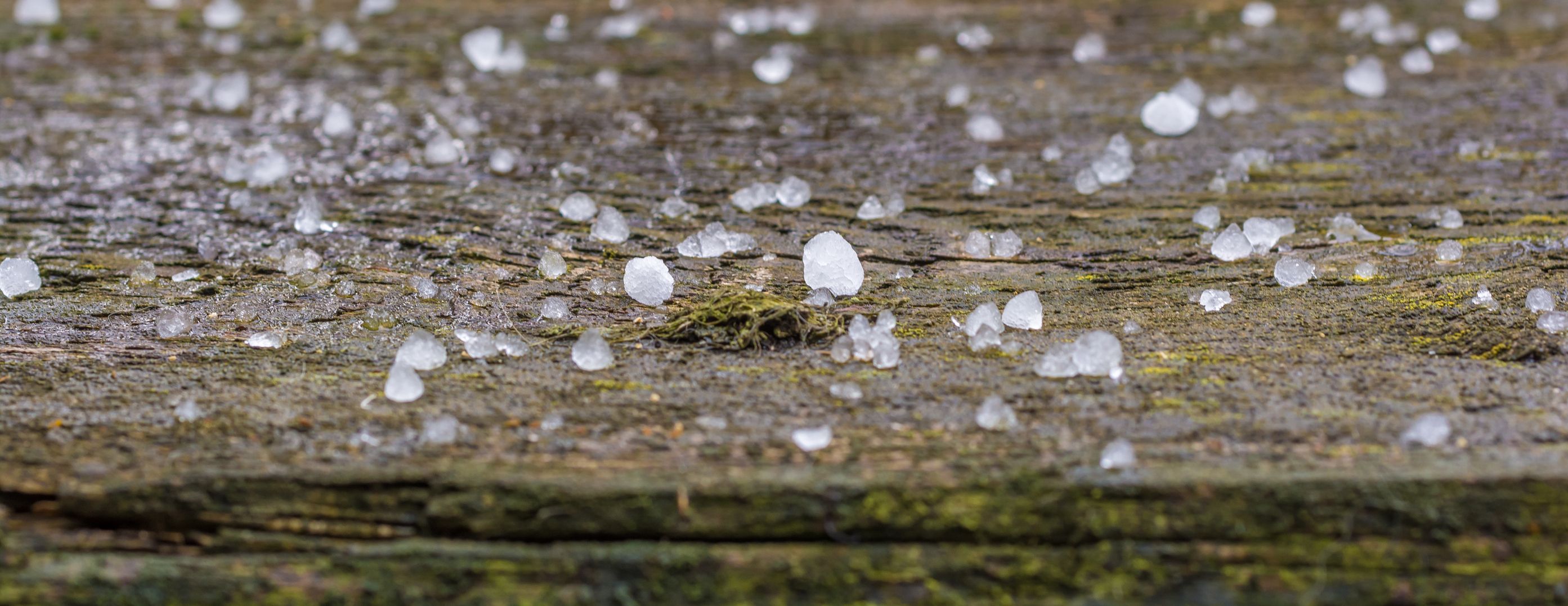 Schwere Hagel-Unwetter steuern am Sonntag auf Teile Österreichs zu. (Symbolbild)