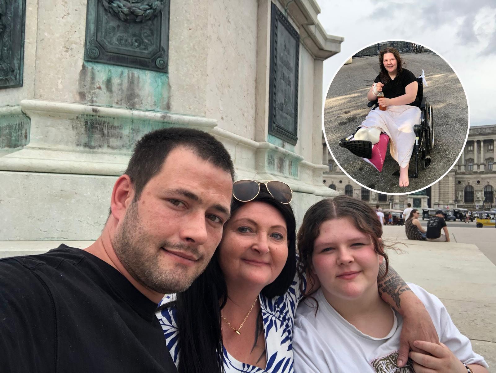 Alina S. mit ihrem Vater Günther (37) und ihrer Mutter Janine (48).