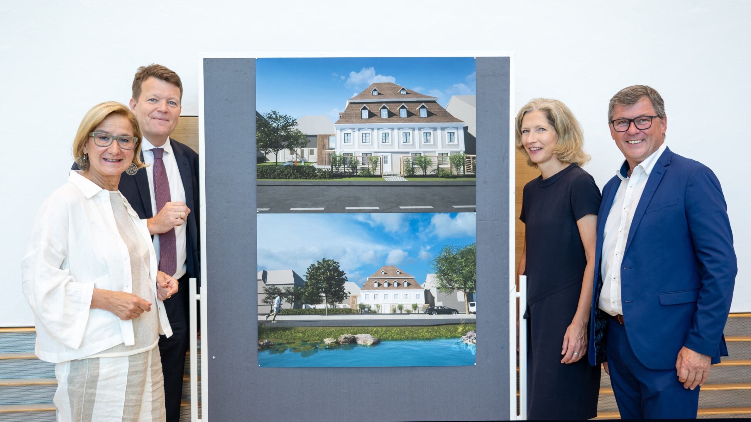 Landeshauptfrau Johanna Mikl-Leitner, Lorenz Birklbauer, Verena Knott-Birklbauer und Bürgermeister Peter Grafeneder 