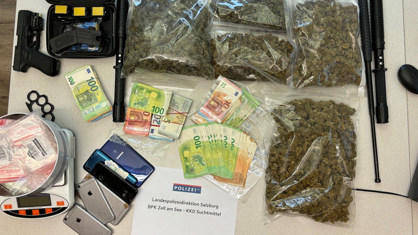 37,8 Kilo Drogen verkauft – Polizei nimmt 6 Dealer fest