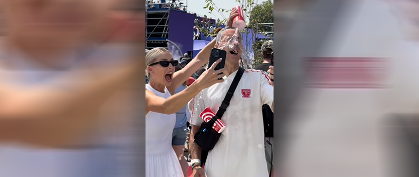 Lena Gercke mit einer ganz frechen Aktion.