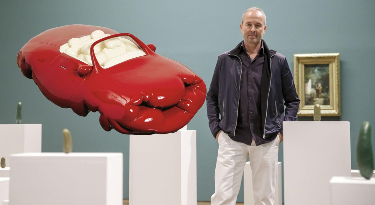 Erwin Wurm ist u.a. für seine 