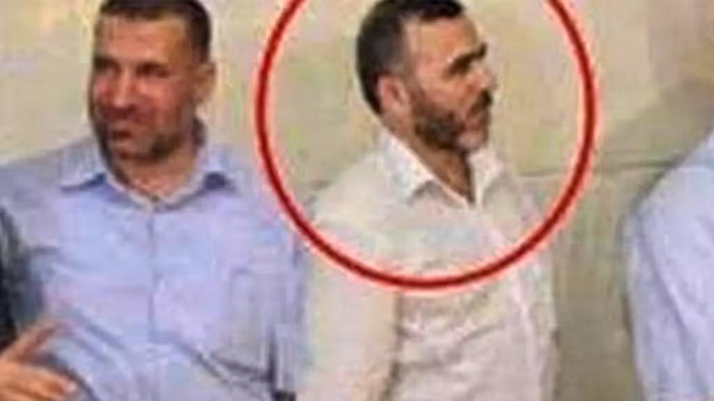 Marwan Issa bei einem Gefangenenaustausch.