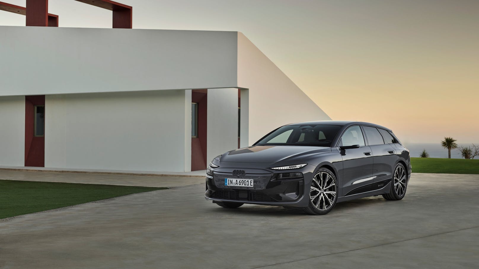 Der neue Audi A6 e-tron Avant