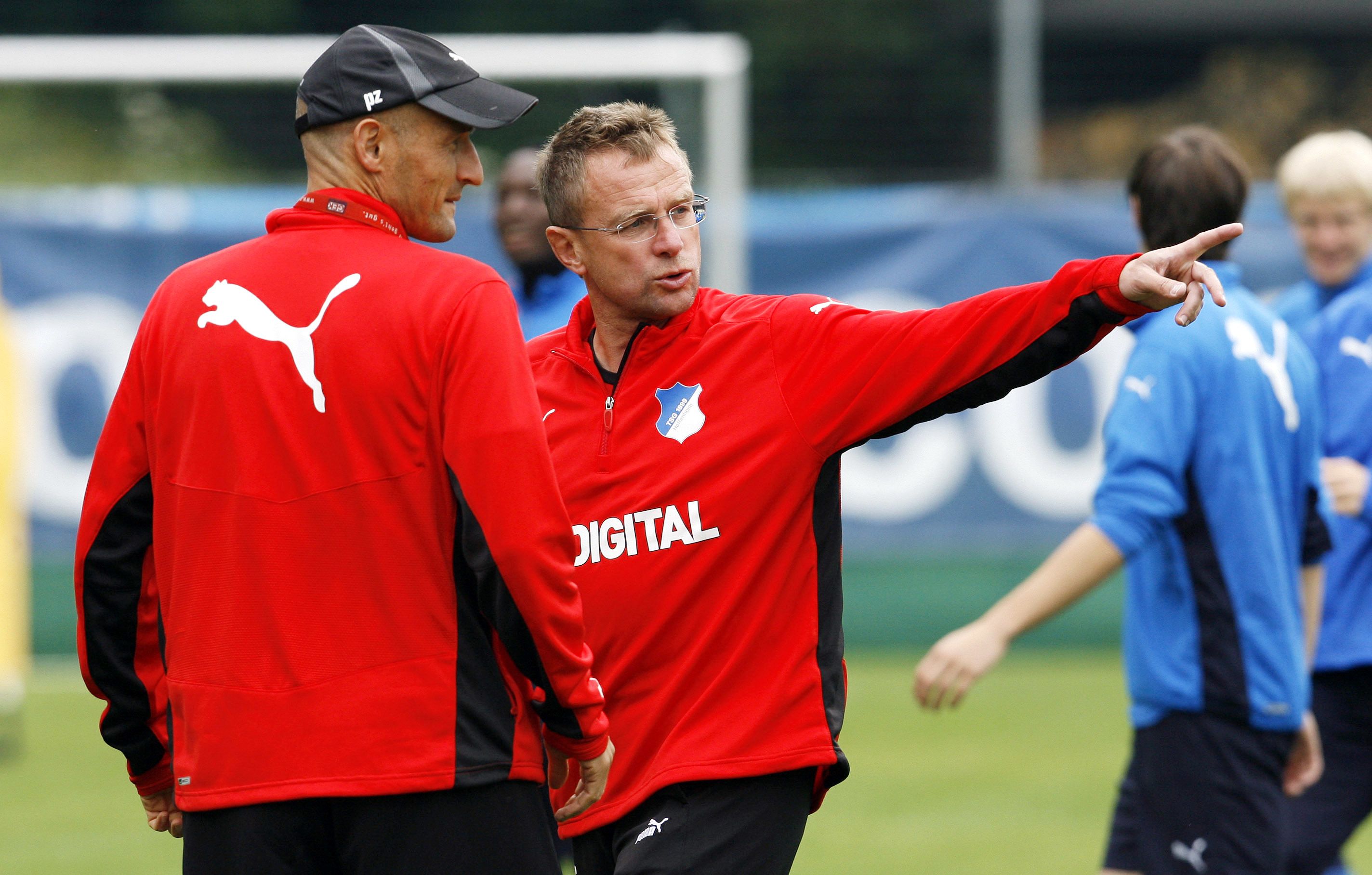 Ralf Rangnick 2008 mit Peter Zeidler (l.) bei Hoffenheim