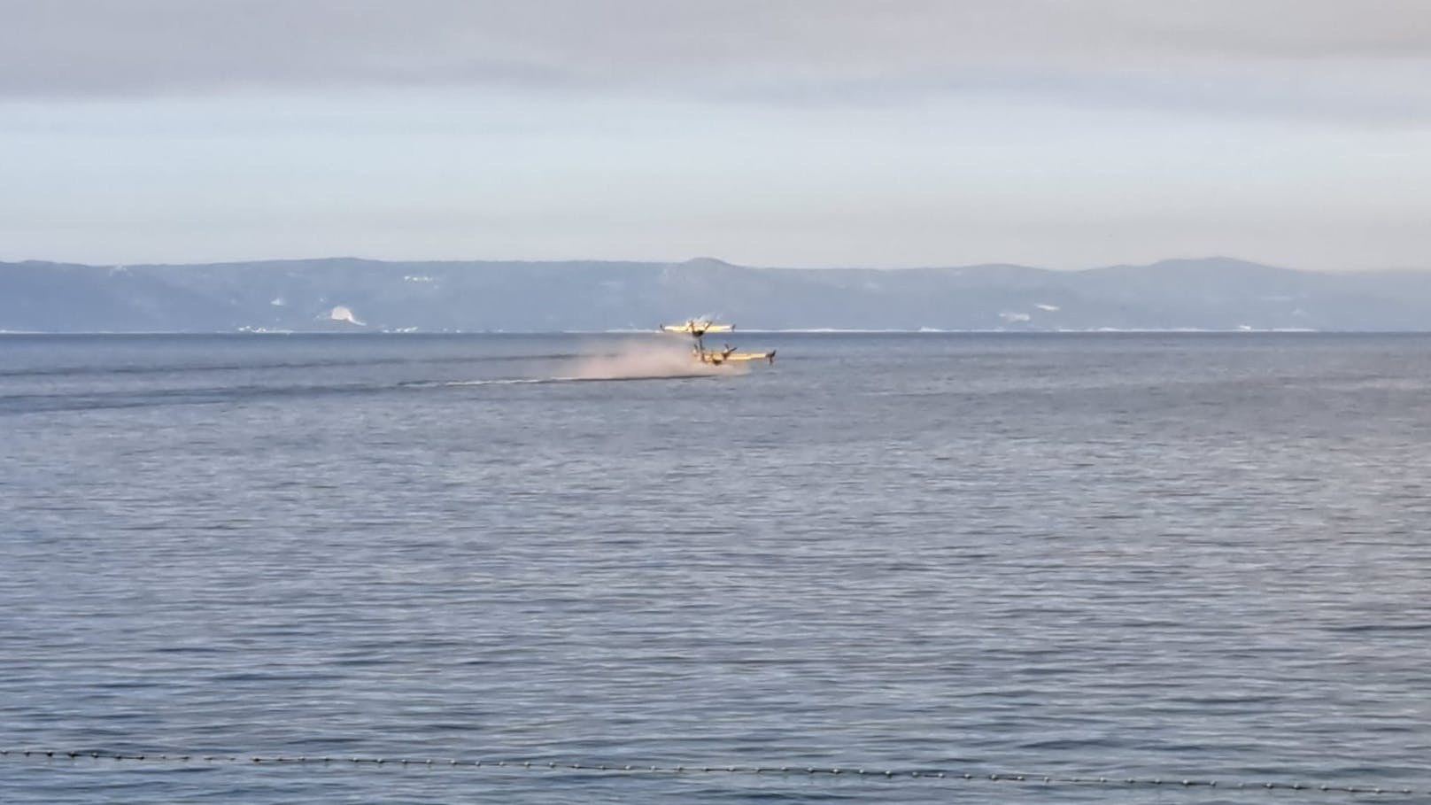 "Canadair"-Löschflieger sind durchgehend im Einsatz.