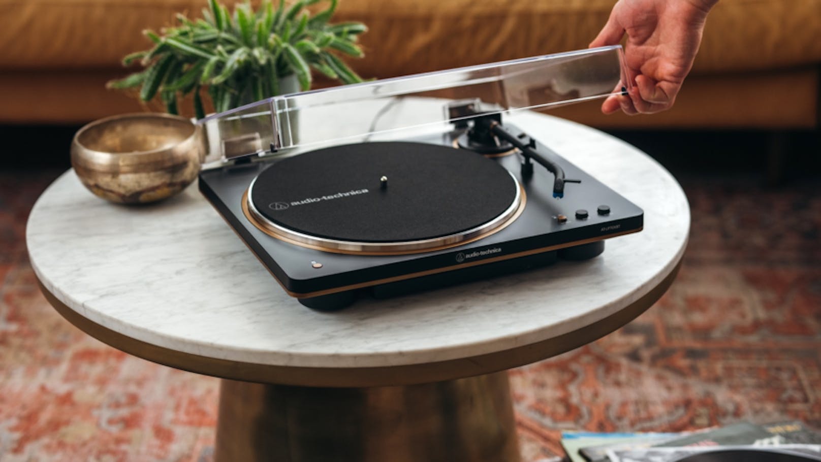 Audio-Technica kündigt mit dem AT-LP70xBT den neuesten Plattenspieler für das Home-Audio-Segment an.