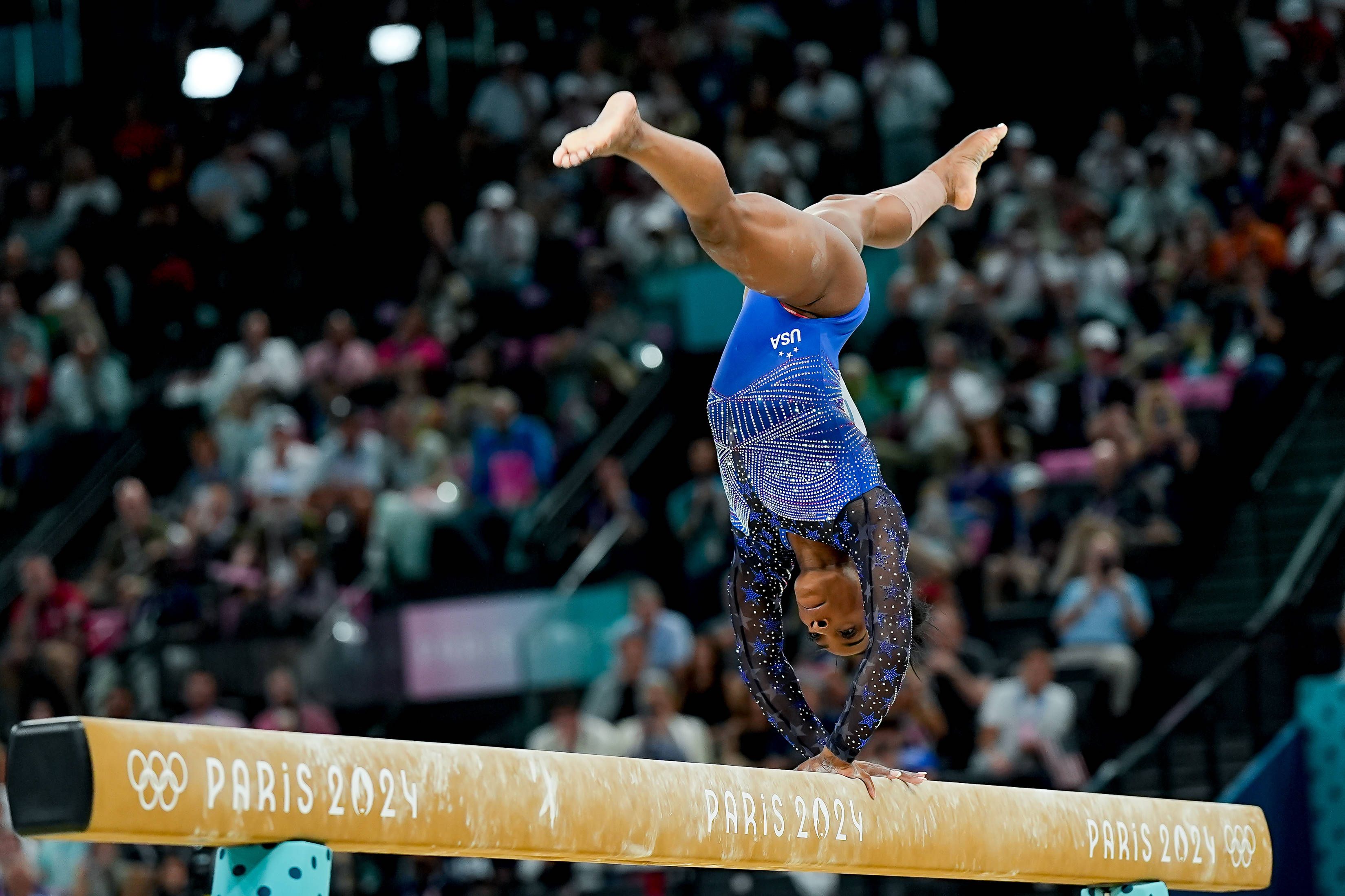 Simone Biles liefert Shows der Superlative.