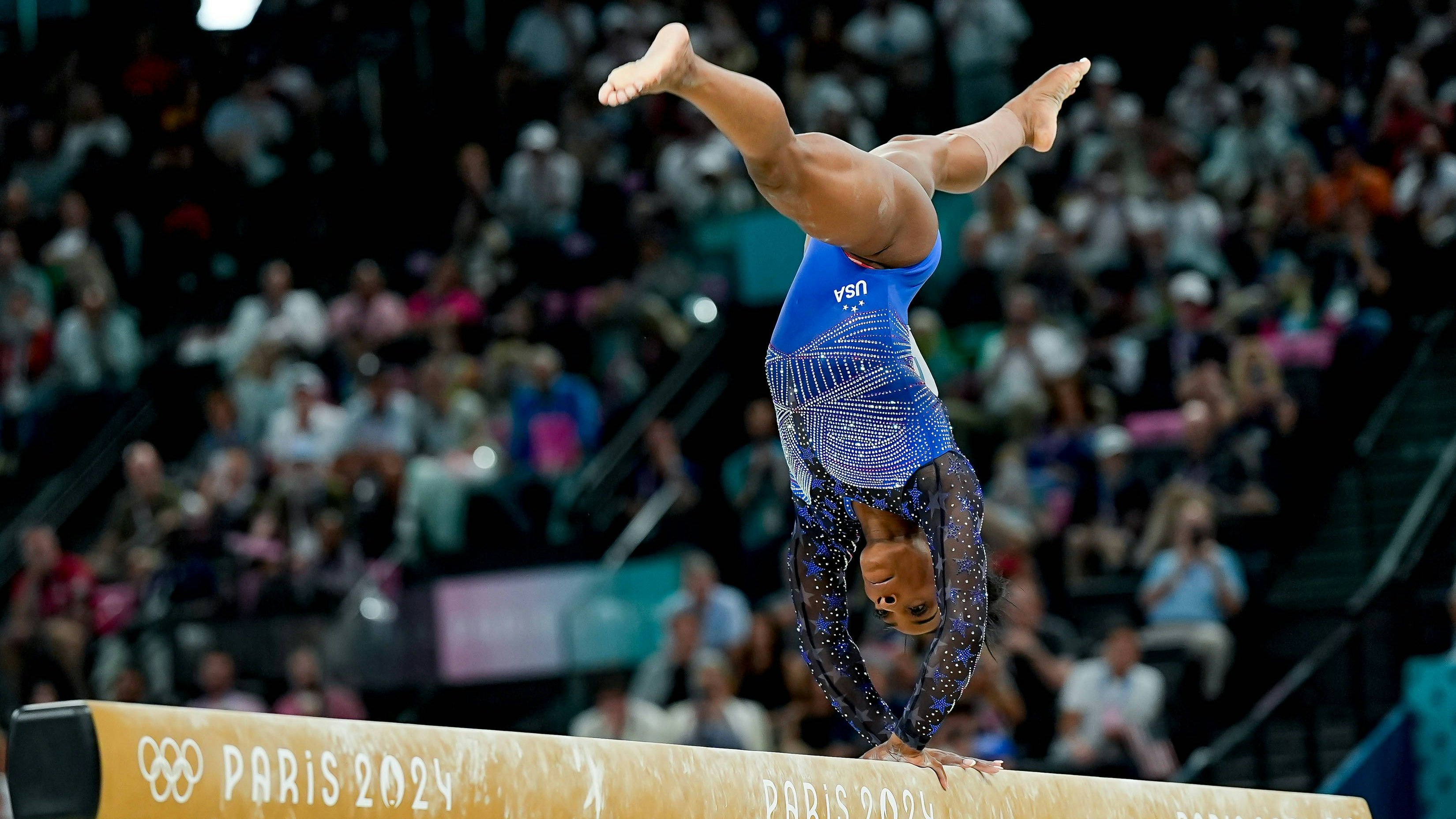 Simone Biles liefert Shows der Superlative.
